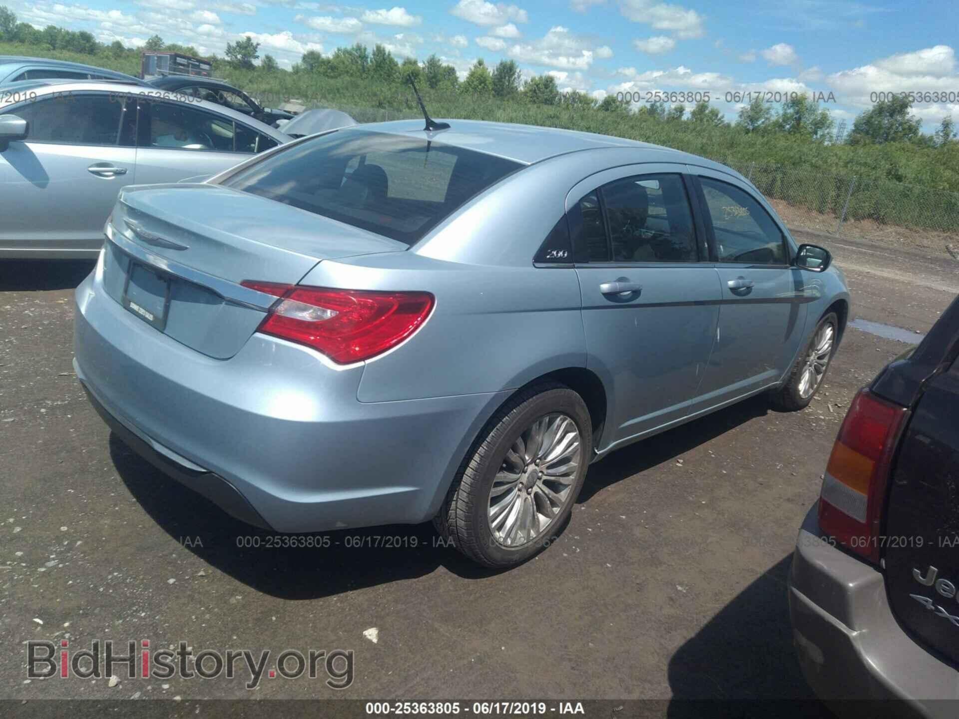 2012 CHRYSLER 200 - VIN: 1C3CCBAB8CN154368 - Фото 4