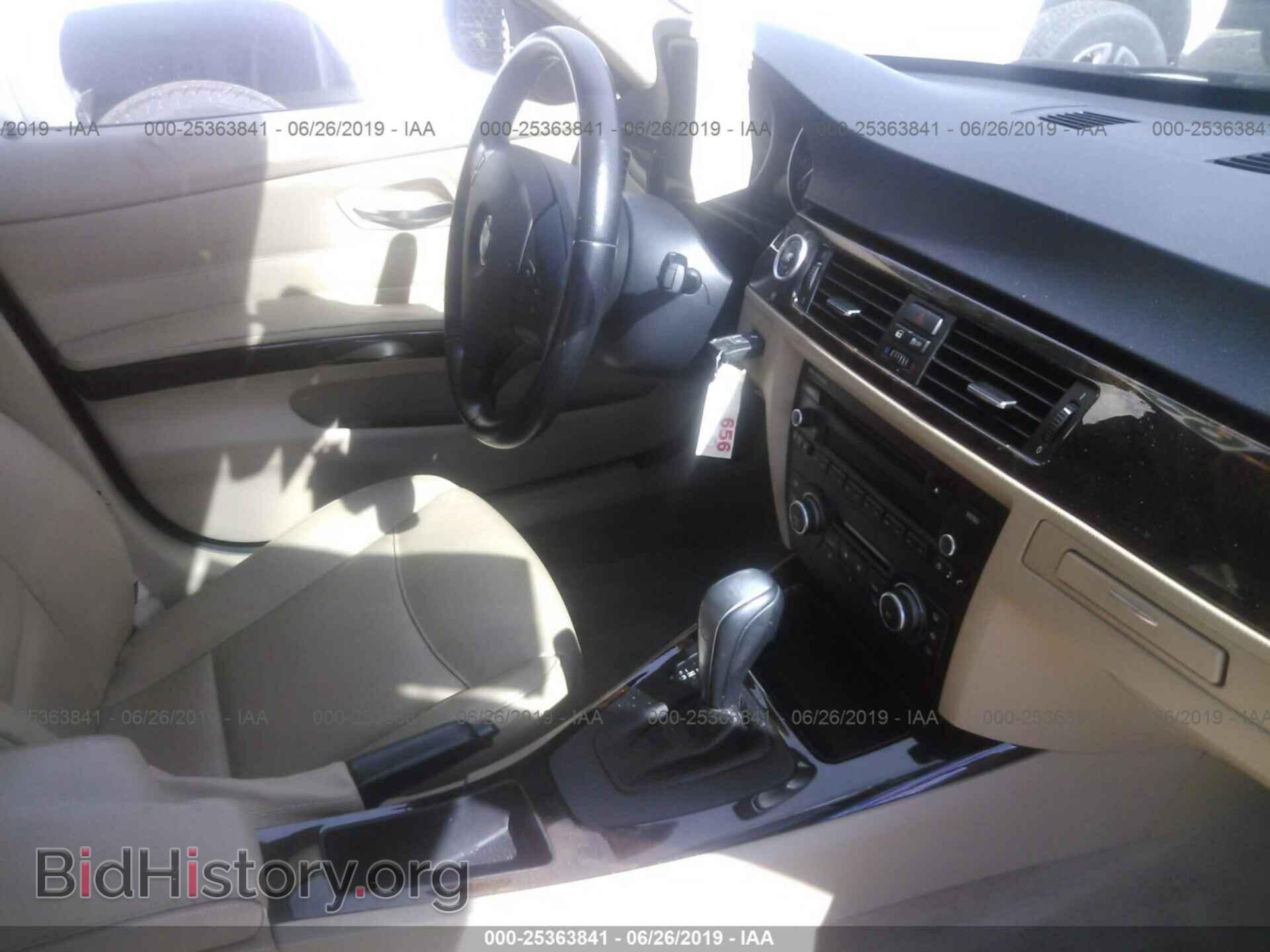 2011 BMW 328 - VIN: WBAPH7G55BNN06878 - Фото 5
