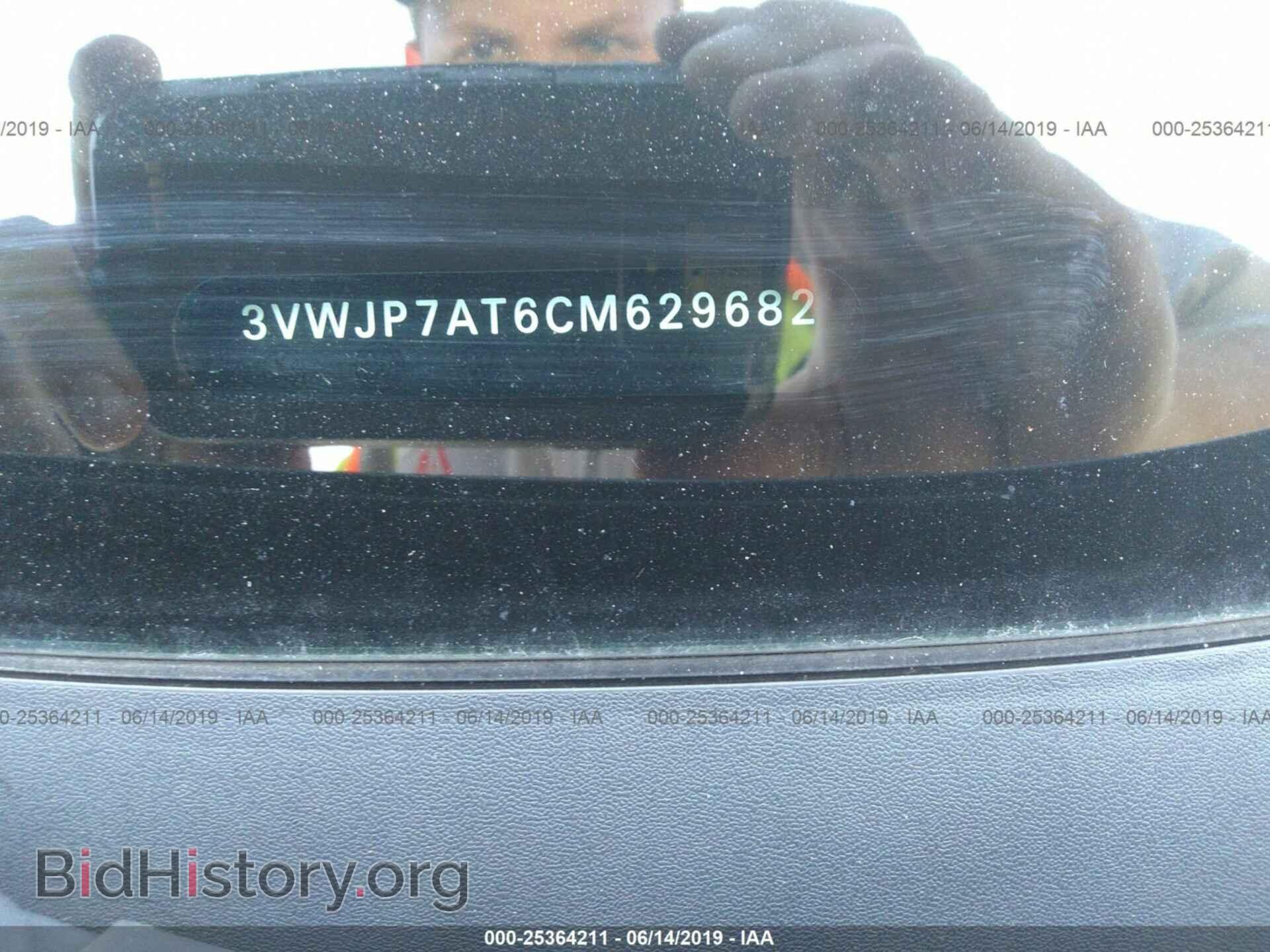 2012 VOLKSWAGEN BEETLE - VIN: 3VWJP7AT6CM629682 - Фото 9