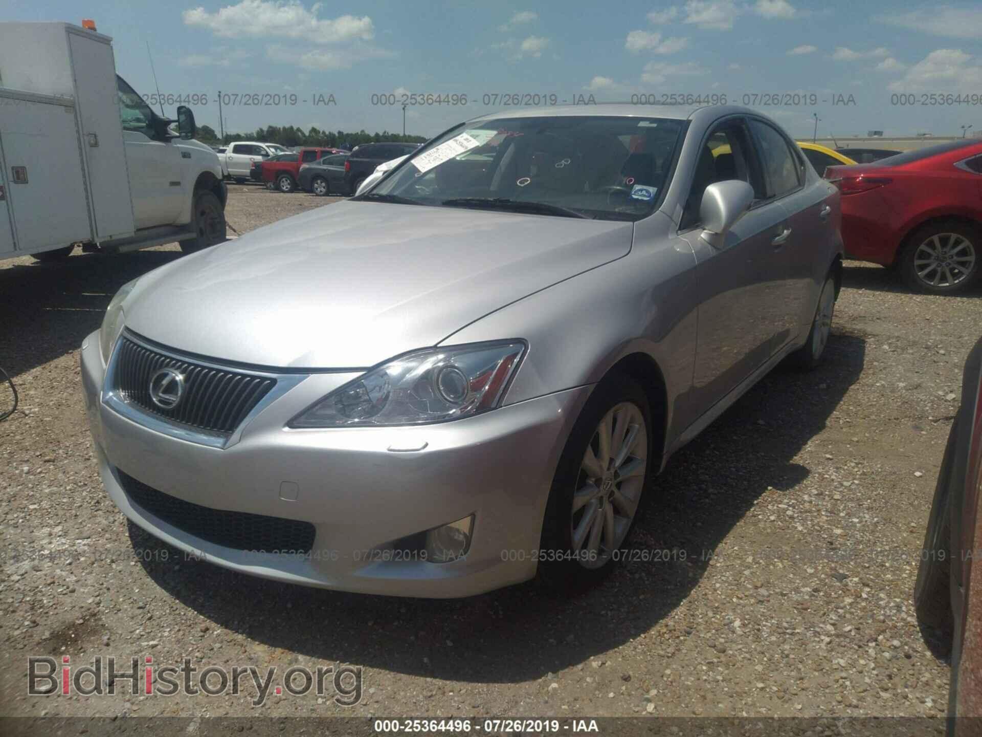 2010 LEXUS IS - VIN: JTHCF5C20A5037381 - Photo 2