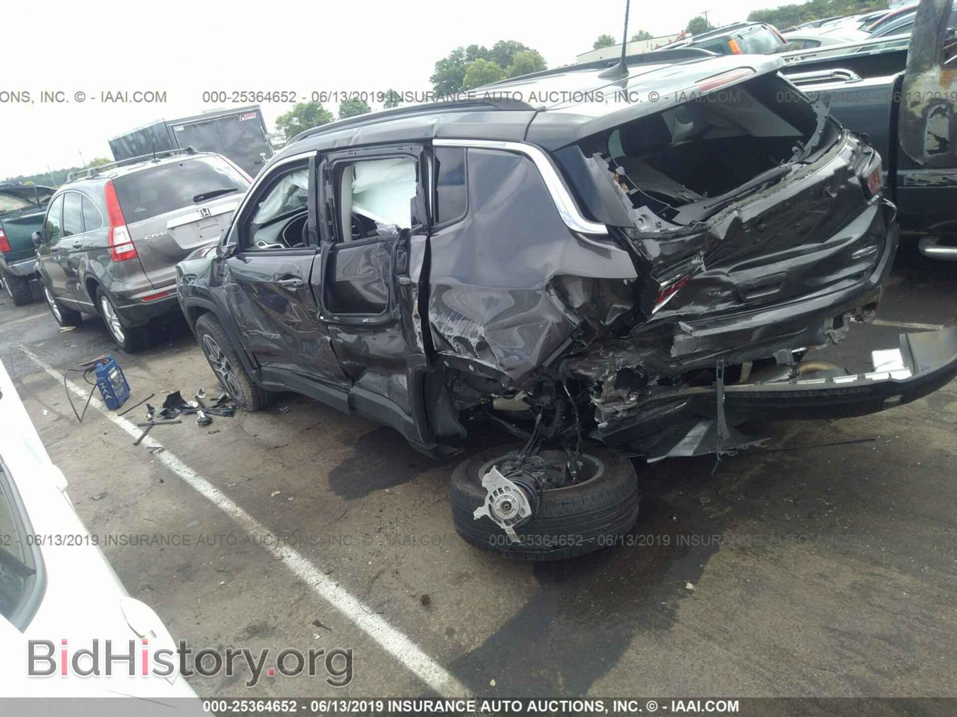 2017 JEEP COMPASS - VIN: 3C4NJCBB2HT611424 - Photo 3