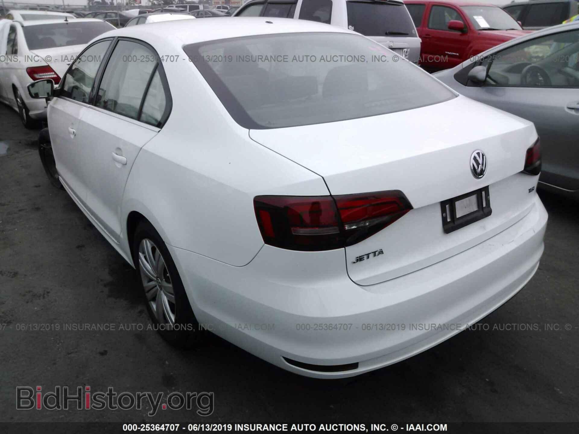 2017 VOLKSWAGEN JETTA - VIN: 3VW2B7AJ1HM328116 - Photo 3