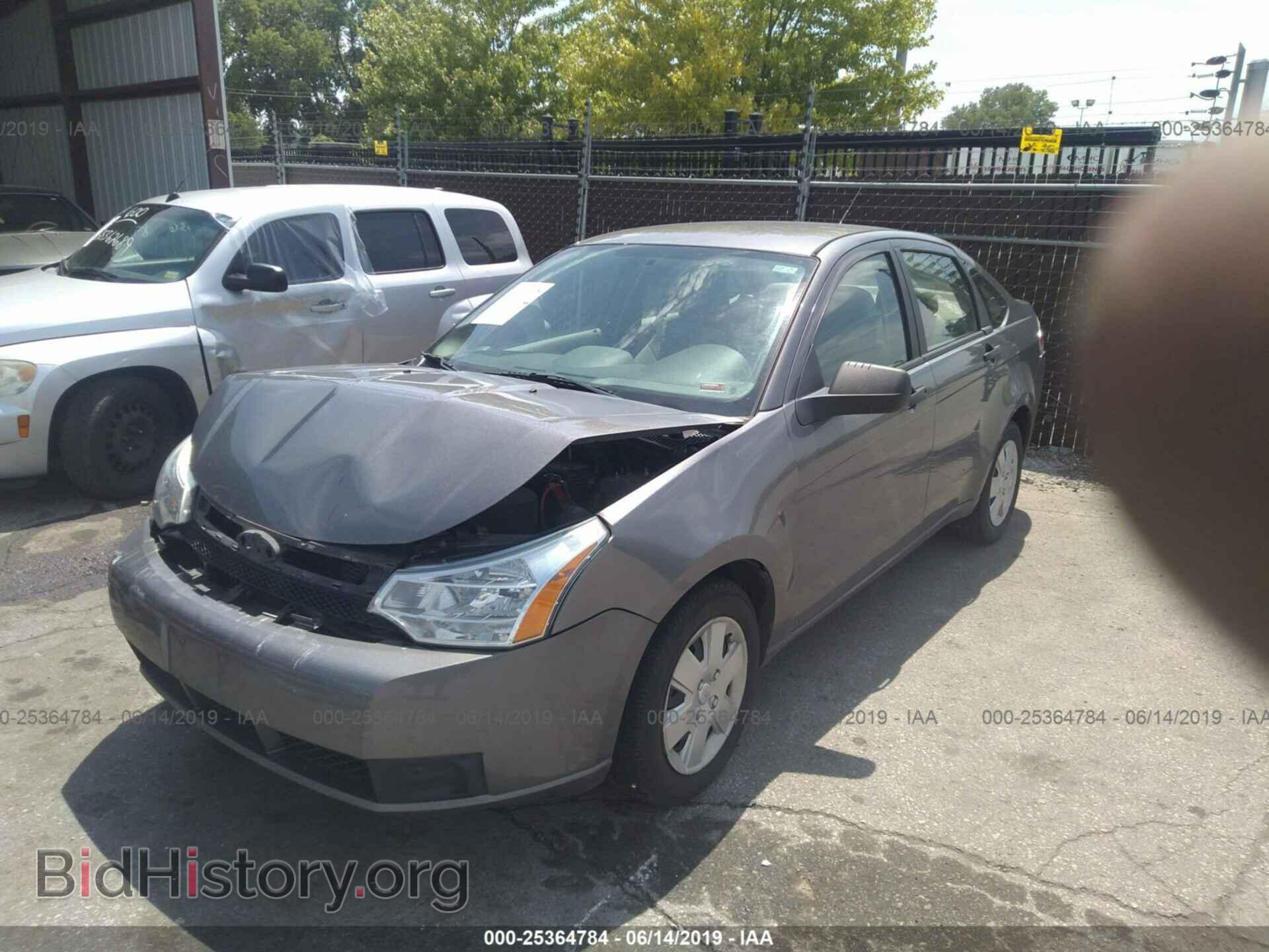 2011 FORD FOCUS - VIN: 1FAHP3EN4BW148226 - Фото 2