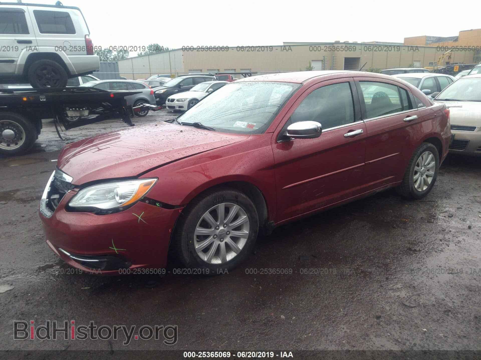 2013 CHRYSLER 200 - VIN: 1C3CCBBB4DN558137 - Photo 2