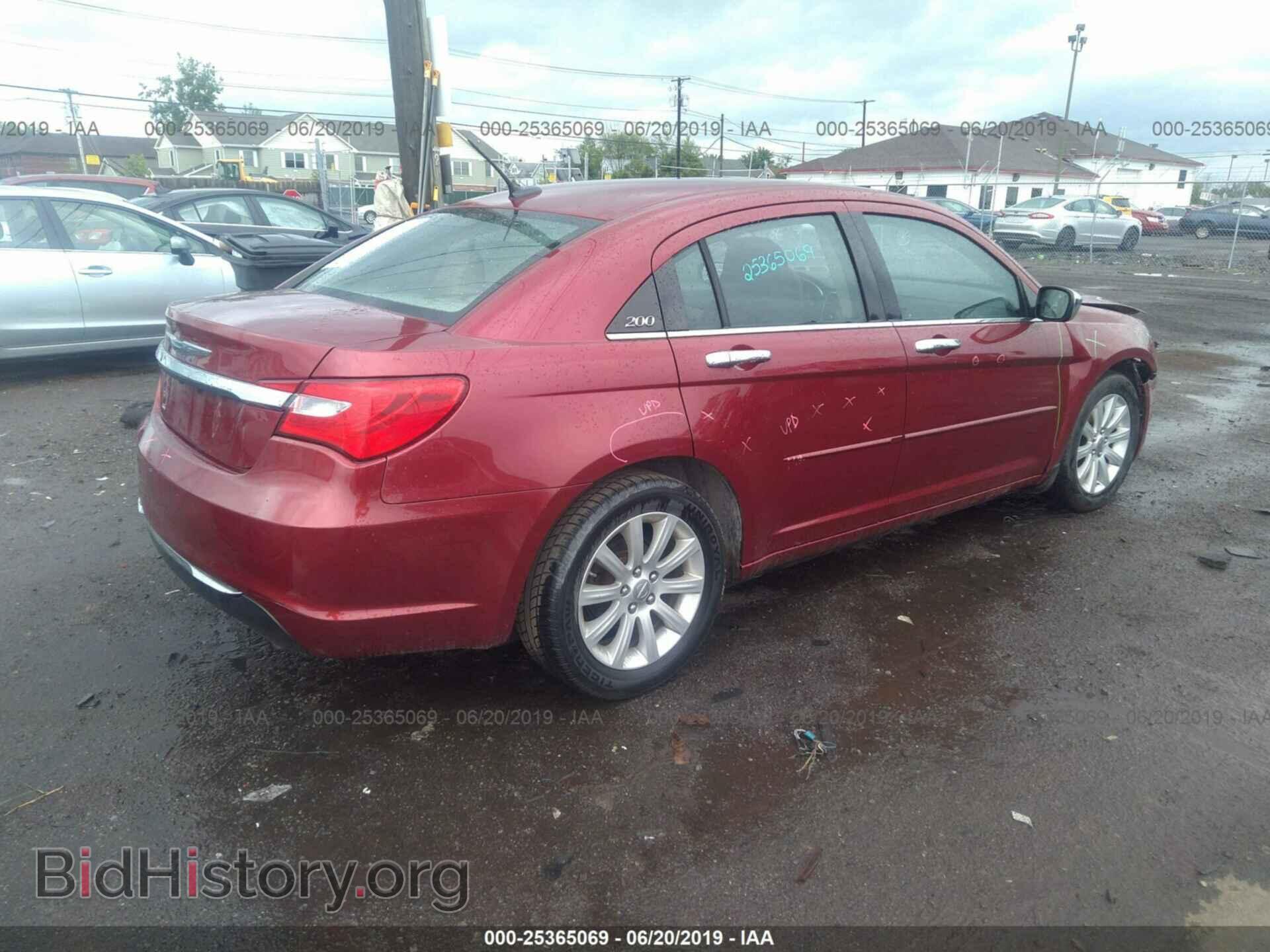 2013 CHRYSLER 200 - VIN: 1C3CCBBB4DN558137 - Photo 4