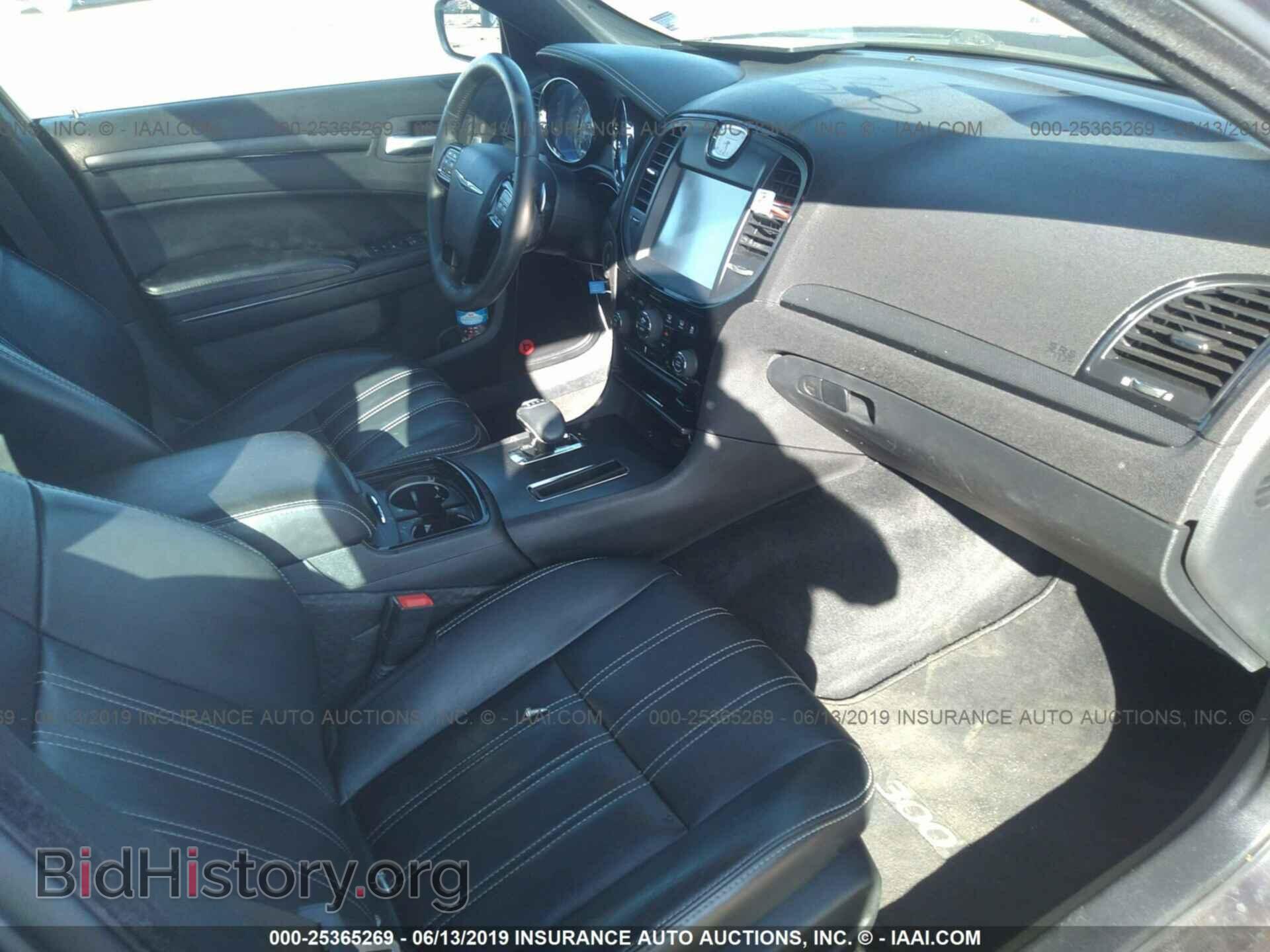 2013 CHRYSLER 300 - VIN: 2C3CCAGG3DH733095 - Photo 5