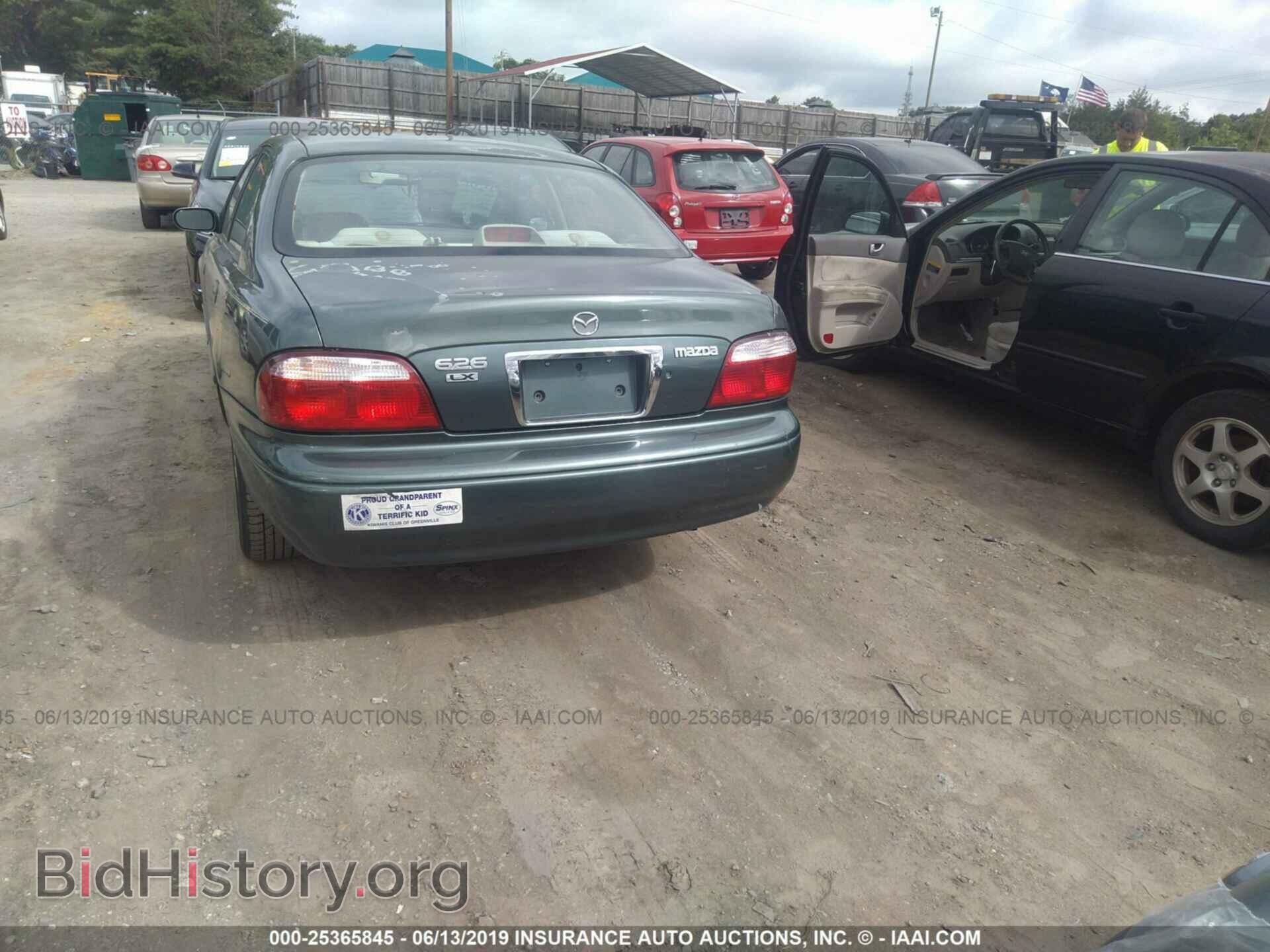 2000 MAZDA 626 - VIN: 1YVGF22C2Y5165931 - Фото 3