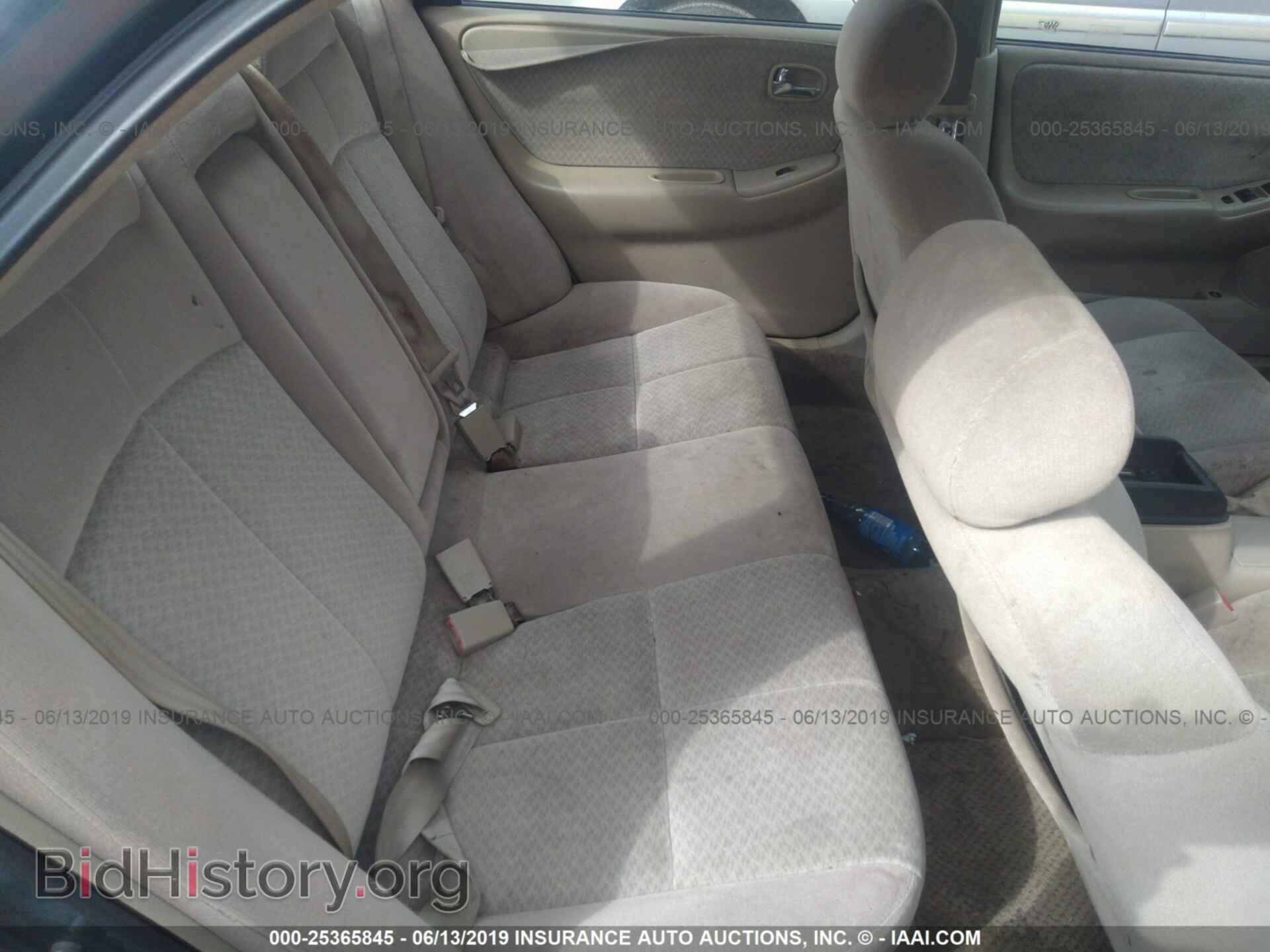 2000 MAZDA 626 - VIN: 1YVGF22C2Y5165931 - Фото 8
