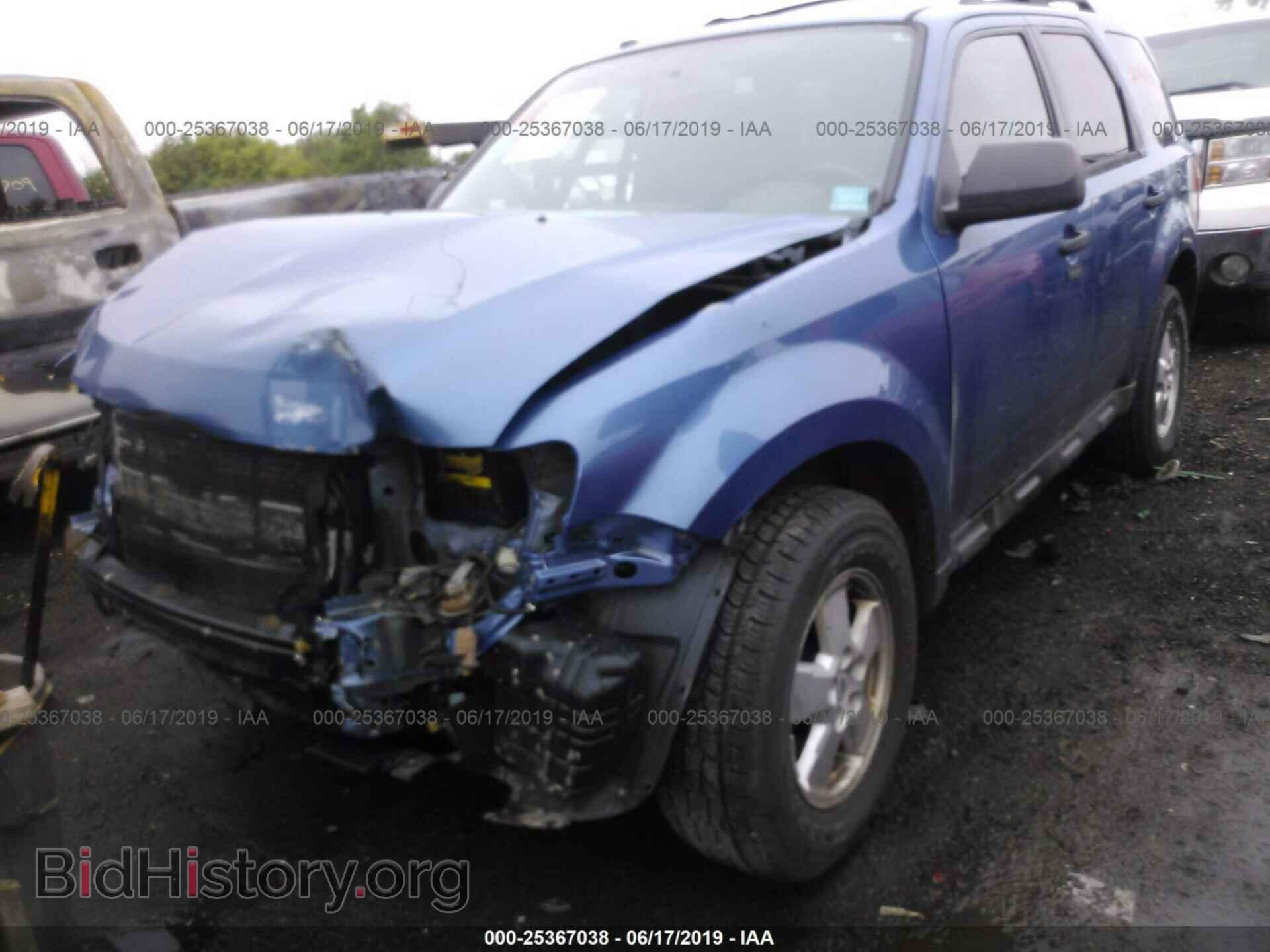 2009 FORD ESCAPE - VIN: 1FMCU93769KB79060 - Фото 2