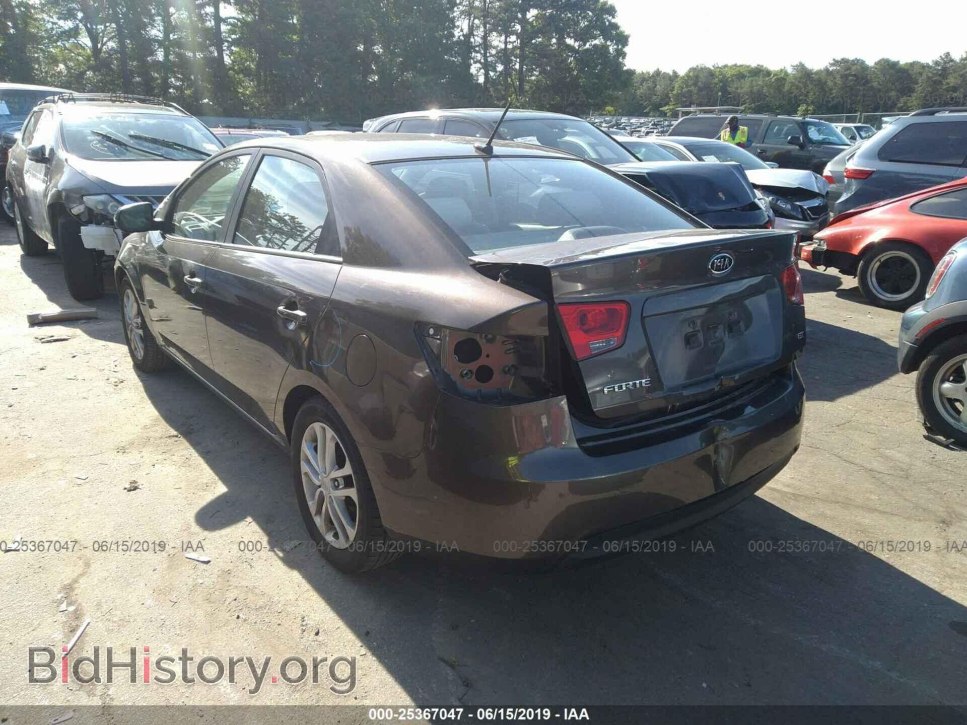 2012 KIA FORTE - VIN: KNAFU4A2XC5468179 - Фото 3