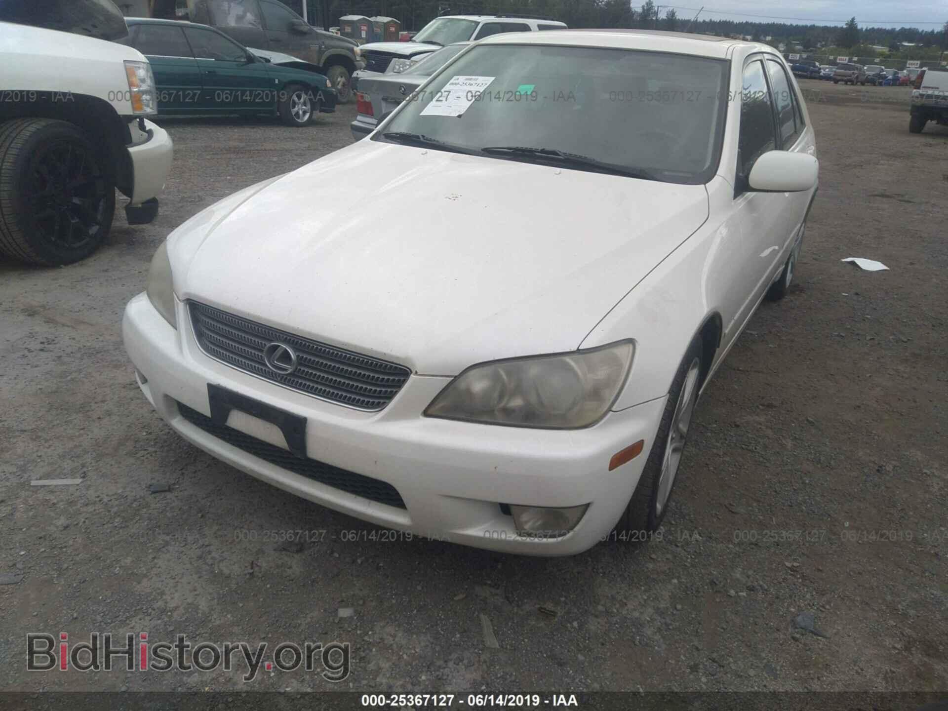2001 LEXUS IS - VIN: JTHBD182710031903 - Фото 2