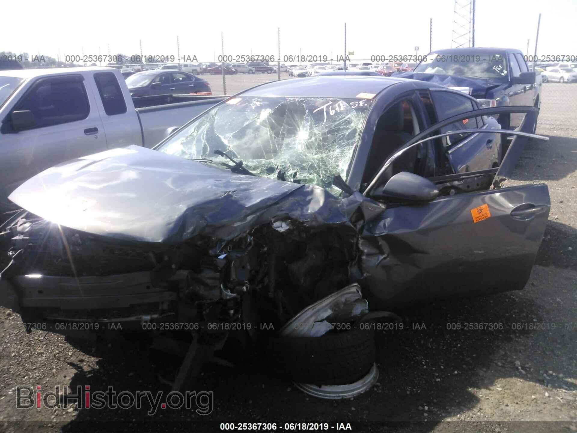 2011 MAZDA 6 - VIN: 1YVHZ8CH7B5M30052 - Фото 2