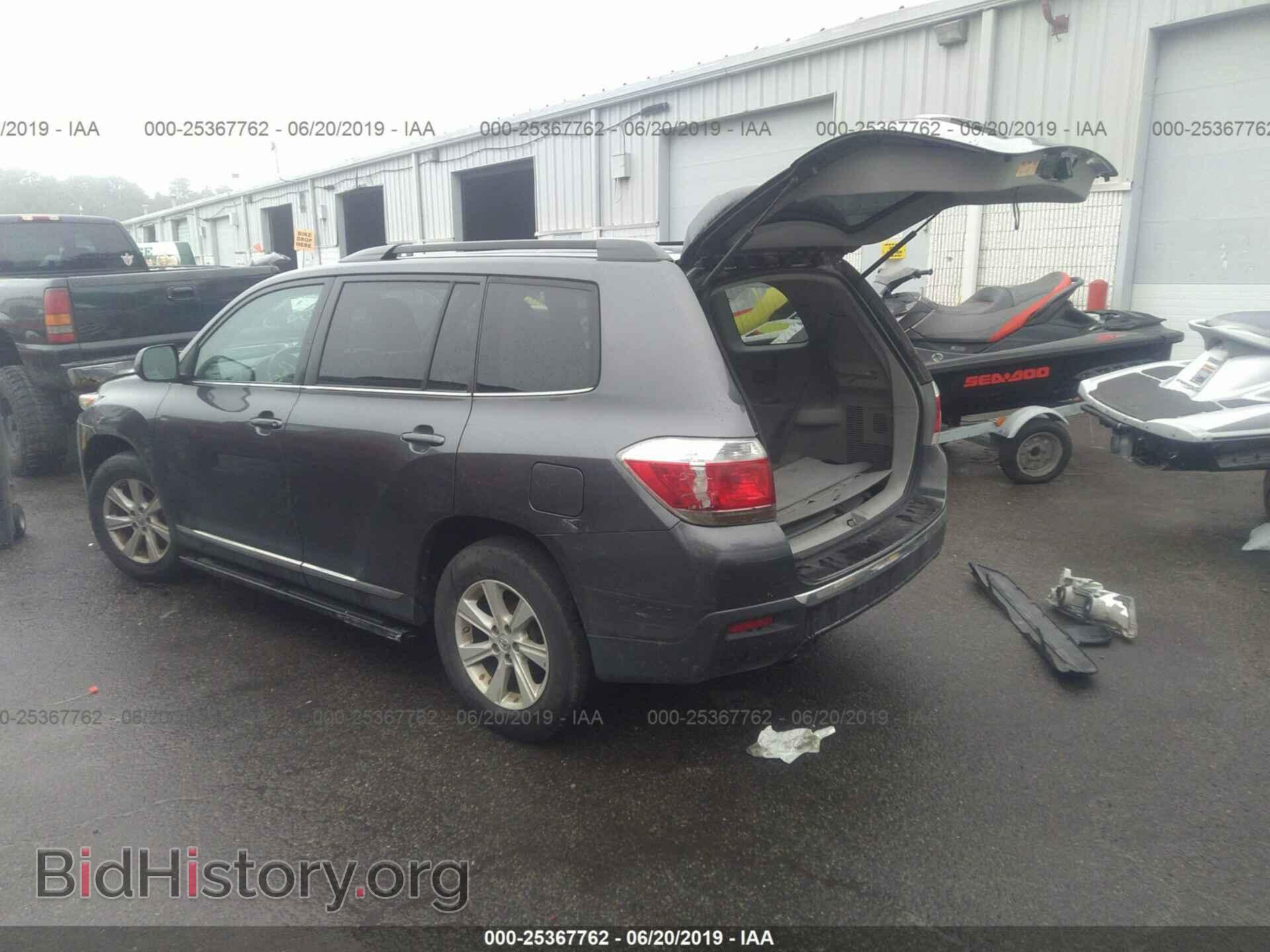2012 TOYOTA HIGHLANDER - VIN: 5TDBK3EH2CS097769 - Фото 3
