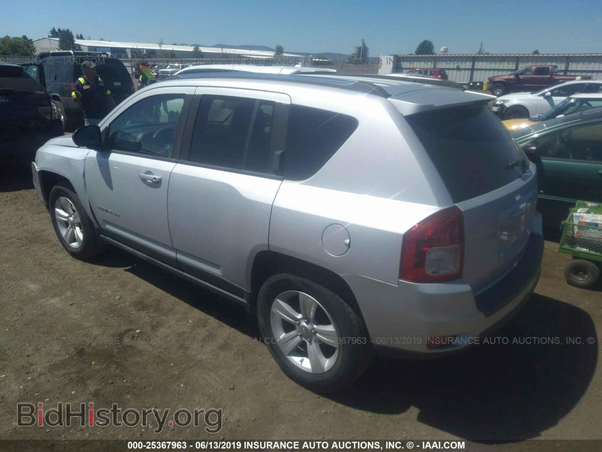 2011 JEEP COMPASS - VIN: 1J4NT4FB4BD260517 - Фото 3