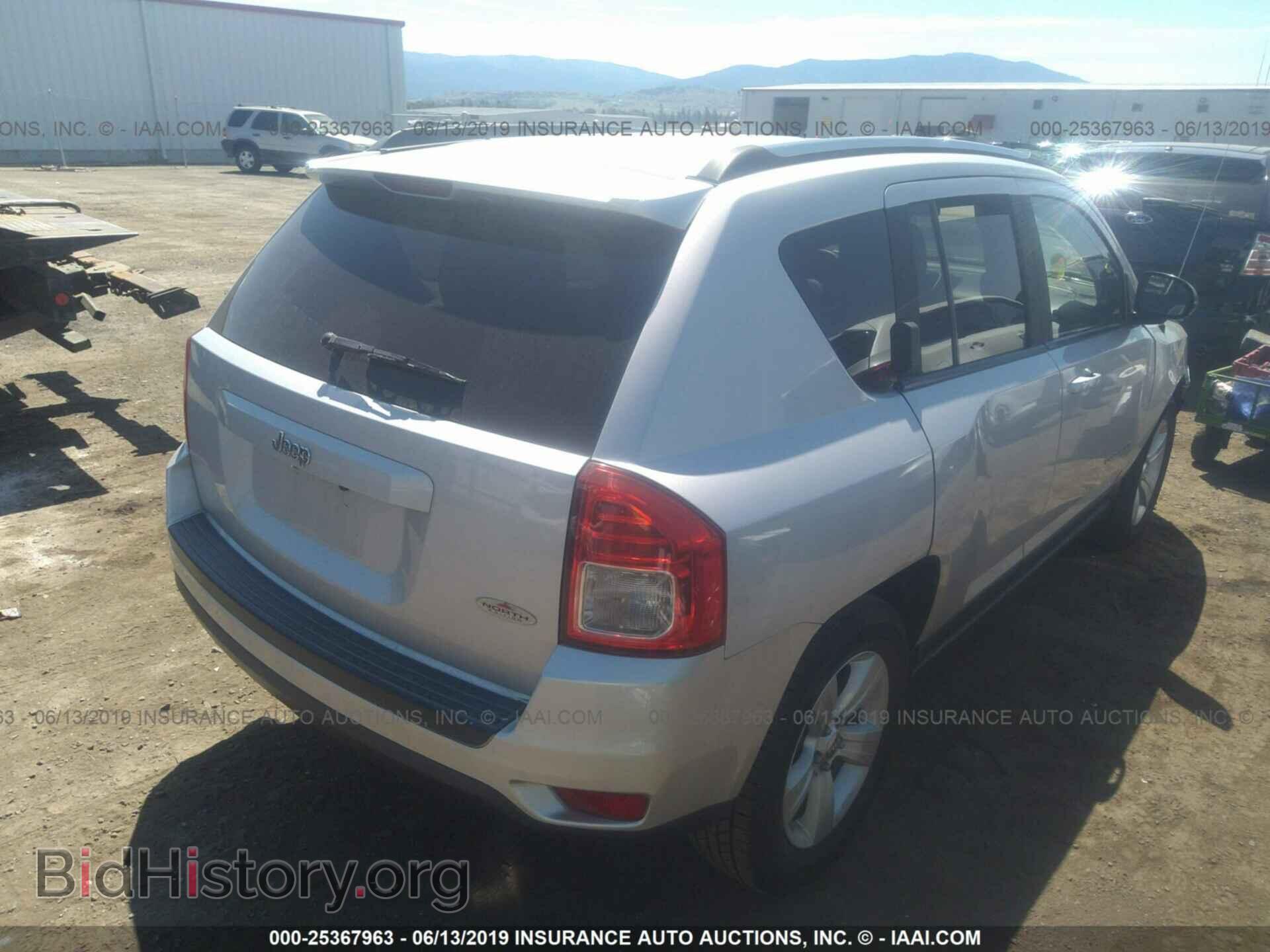 2011 JEEP COMPASS - VIN: 1J4NT4FB4BD260517 - Фото 4