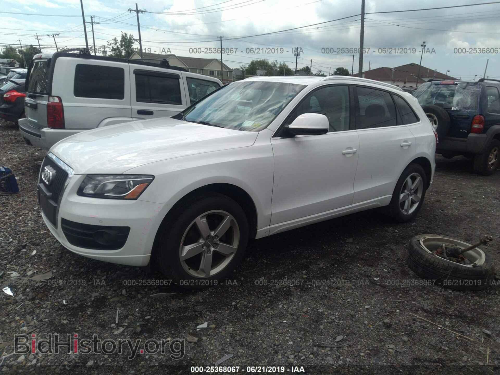2011 AUDI Q5 - VIN: WA1LFAFP6BA020587 - Фото 2