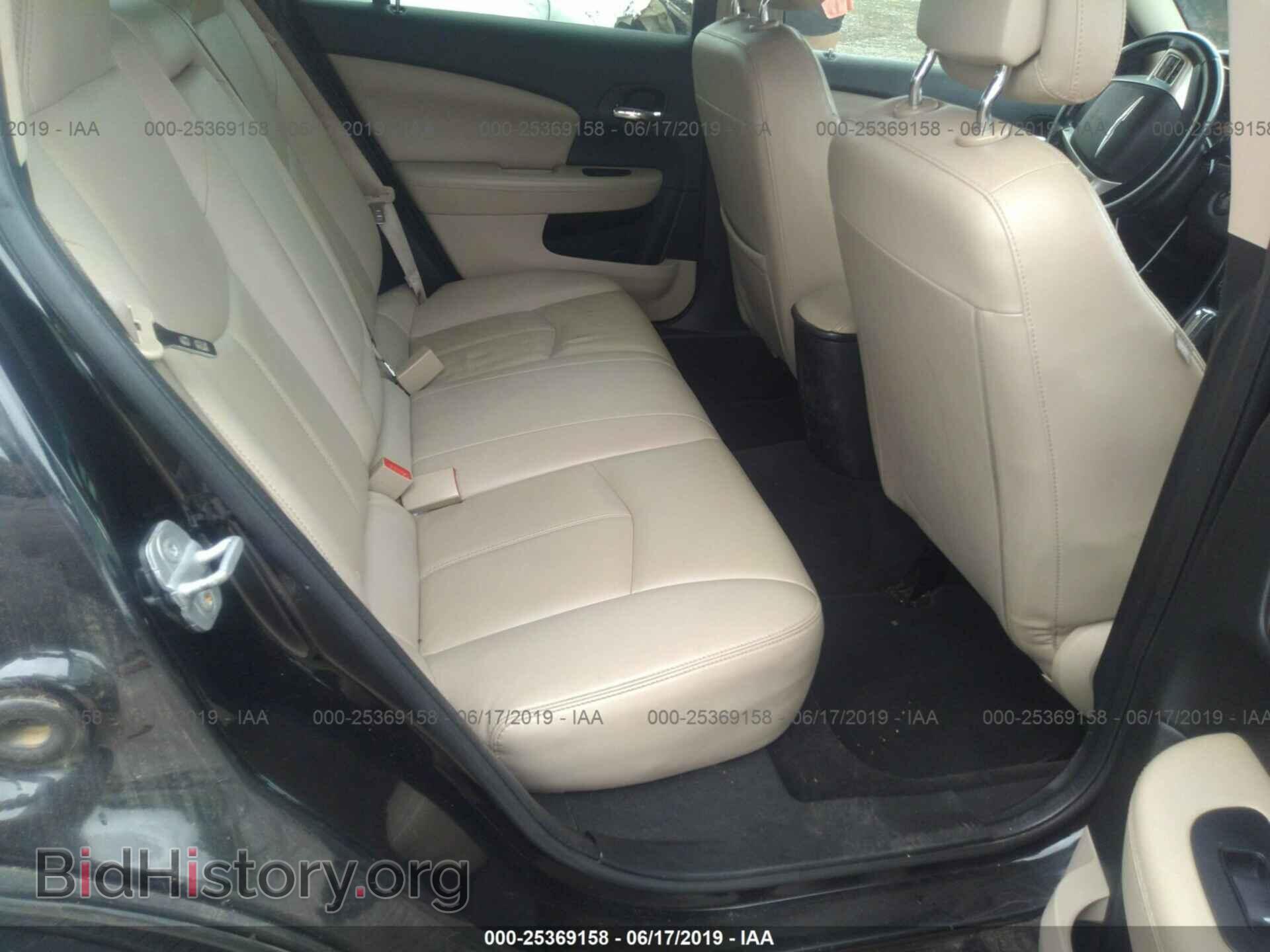 2011 CHRYSLER 200 - VIN: 1C3BC2FG1BN610998 - Фото 8