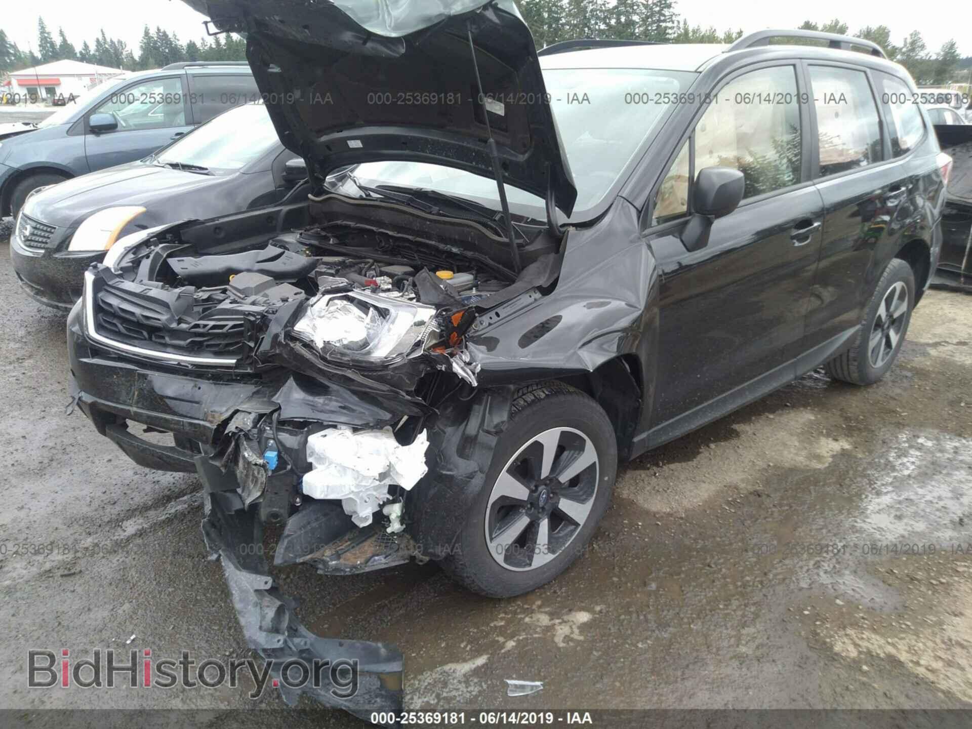2017 SUBARU FORESTER - VIN: JF2SJABCXHH517839 - Фото 2