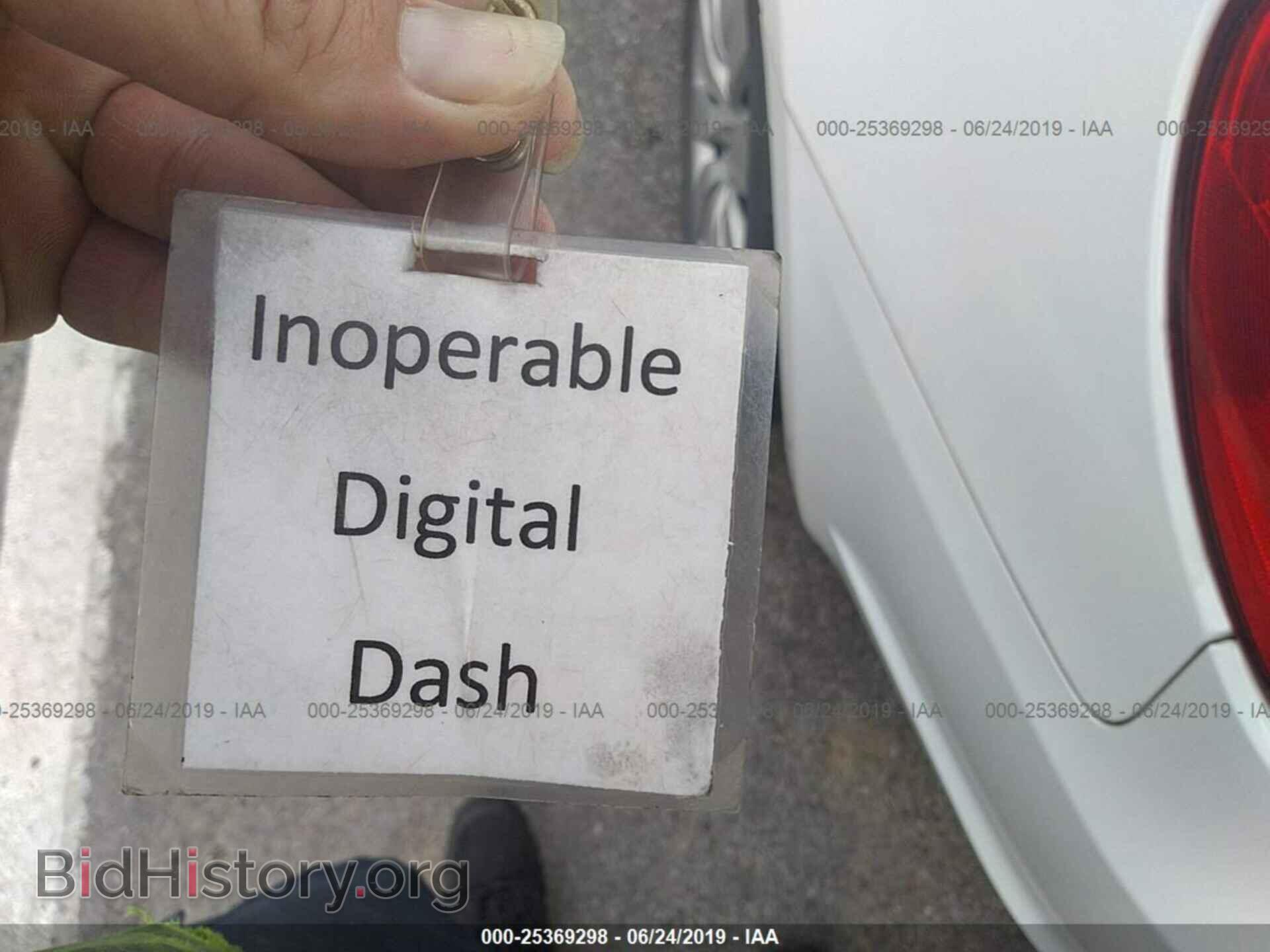 2013 CHRYSLER 200 - VIN: 1C3CCBAB0DN640416 - Photo 7