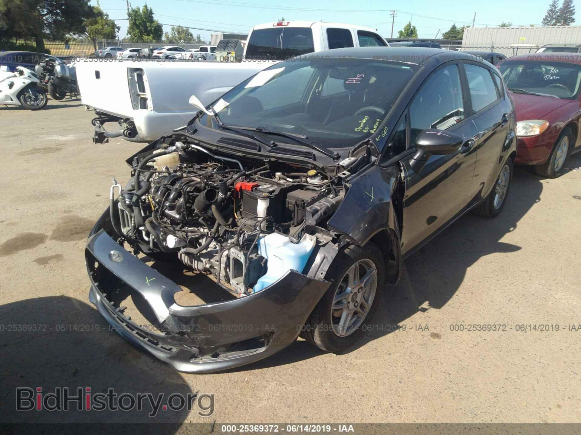 2017 FORD FIESTA - VIN: 3FADP4EJ7HM112881 - Фото 2