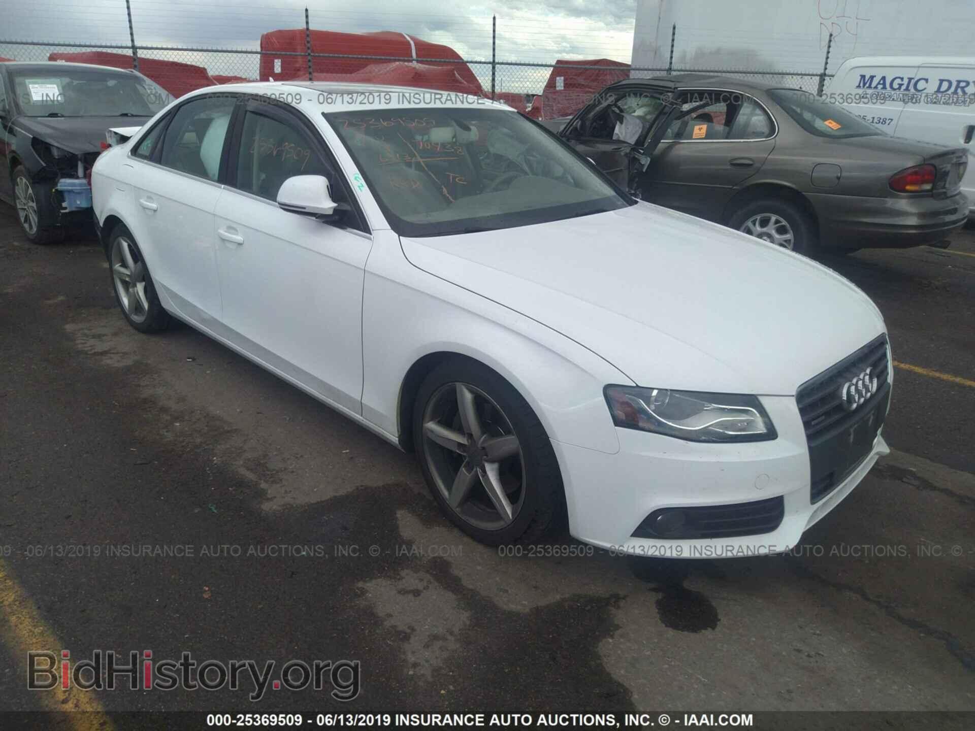 Фотография WAUMF78K79A106903 - AUDI A4 2009