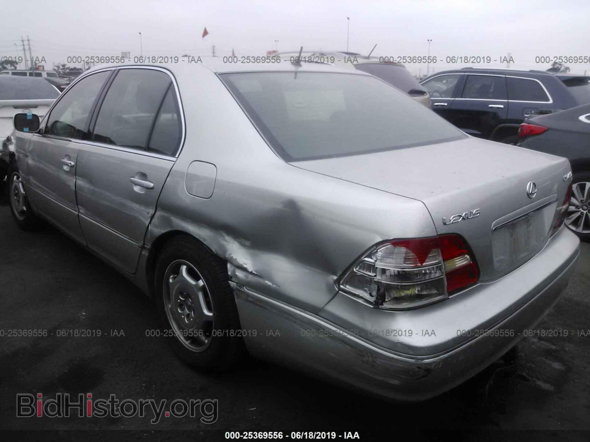 2002 LEXUS LS - VIN: JTHBN30F820086384 - Photo 3