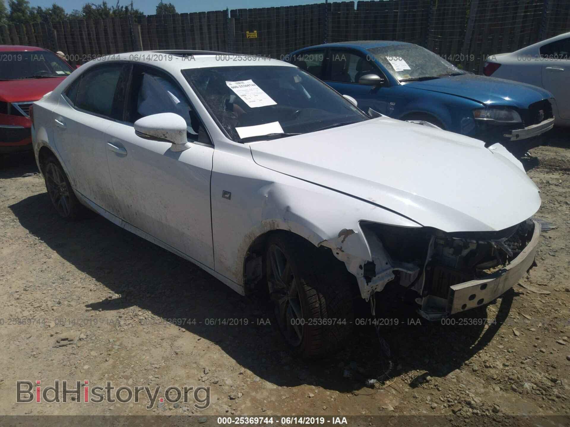 Фотография JTHCE1D24G5011644 - LEXUS IS 2016