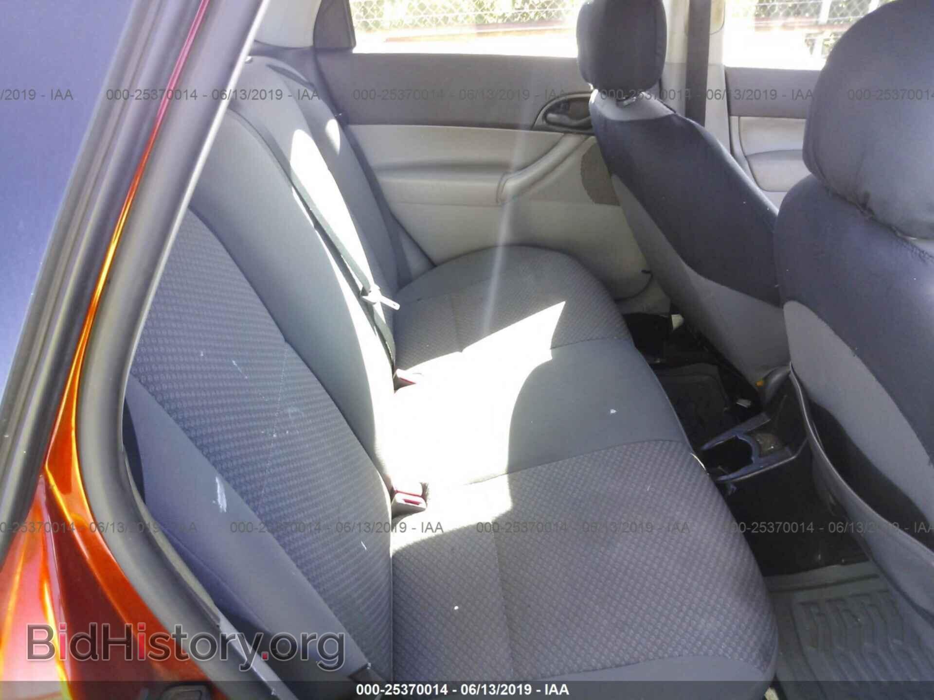 2005 FORD FOCUS - VIN: 3FAFP37N35R159231 - Фото 8