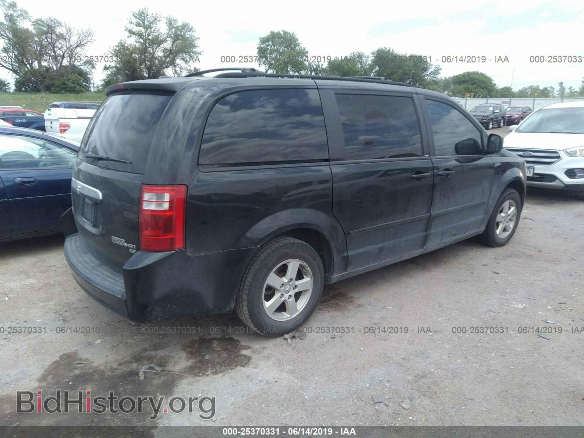 2010 DODGE GRAND CARAVAN - VIN: 2D4RN3D11AR427114 - Фото 4