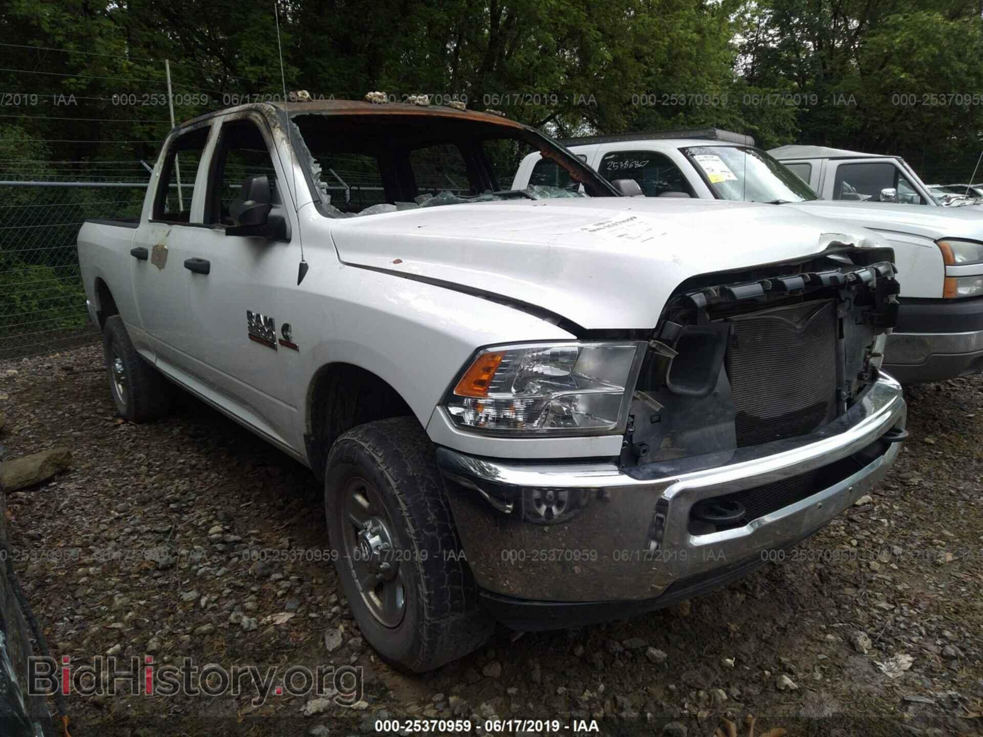 Photo 3C6UR5CL8EG200211 - RAM 2500 2014