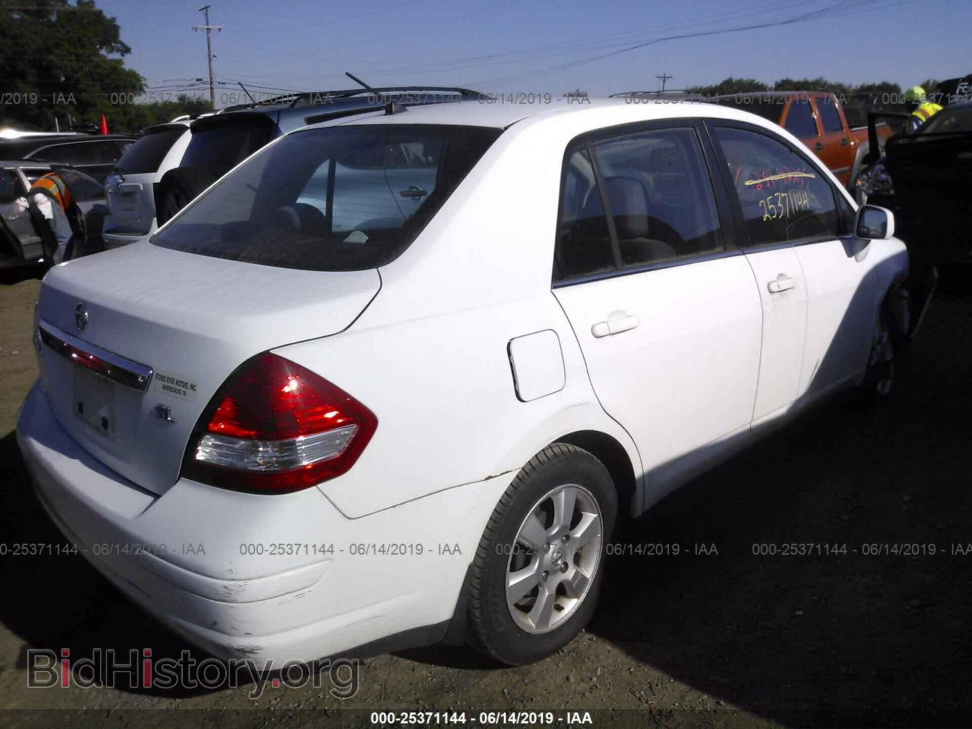 2007 NISSAN VERSA - VIN: 3N1BC11E97L448026 - Фото 4