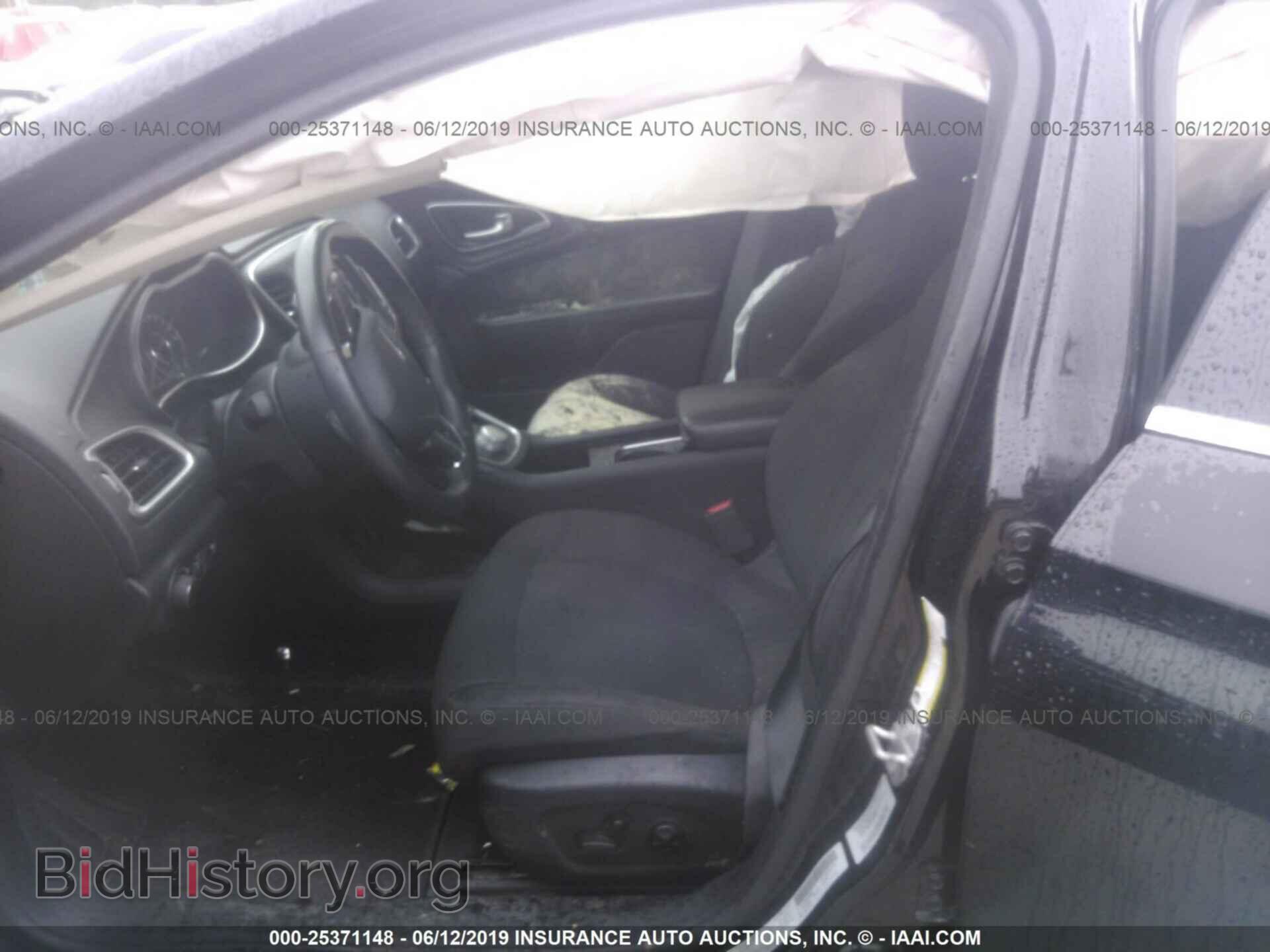 2017 CHRYSLER 200 - VIN: 1C3CCCFB7HN500626 - Photo 5