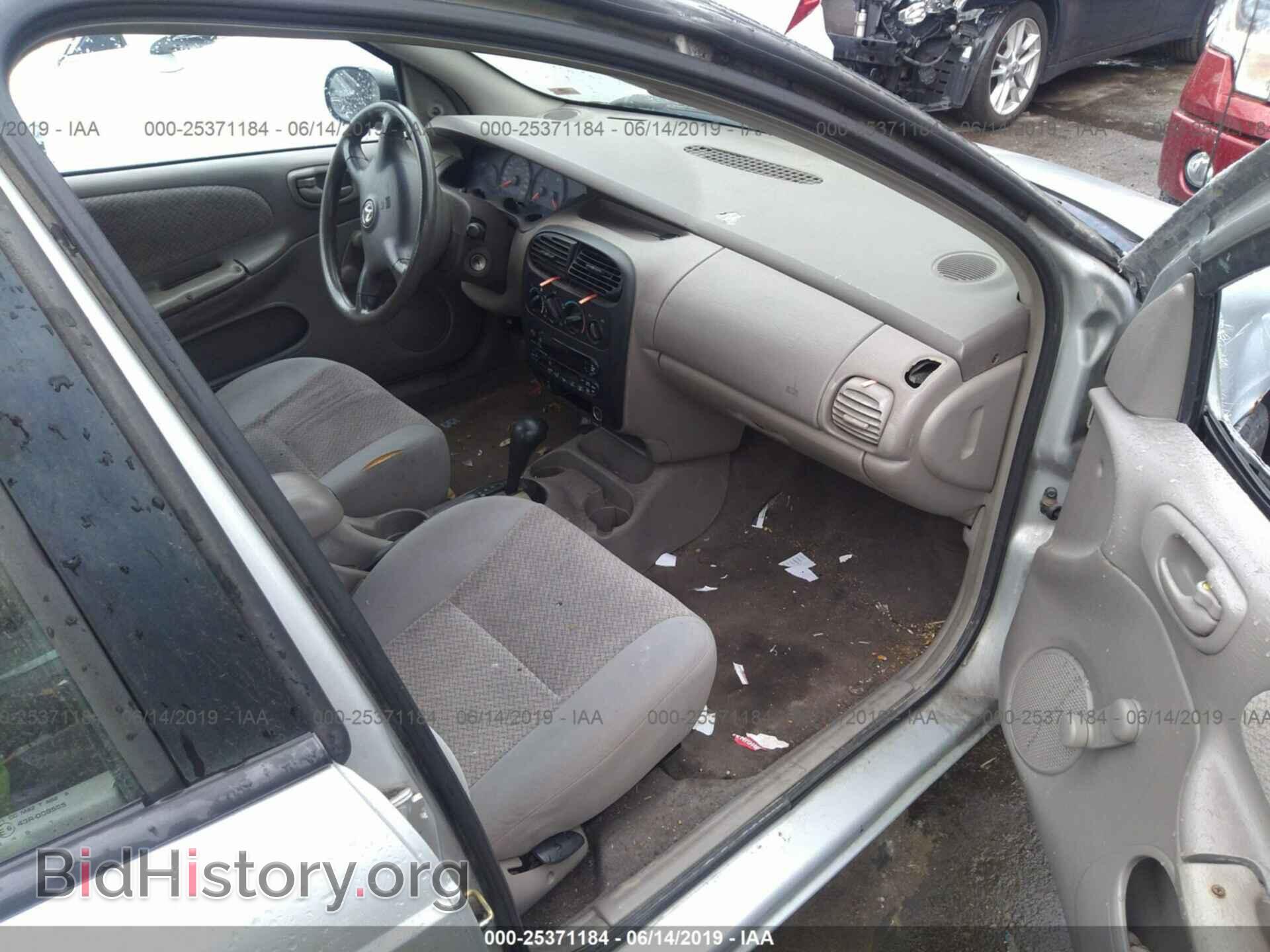 2000 DODGE NEON - VIN: 1B3ES46C3YD724893 - Фото 5