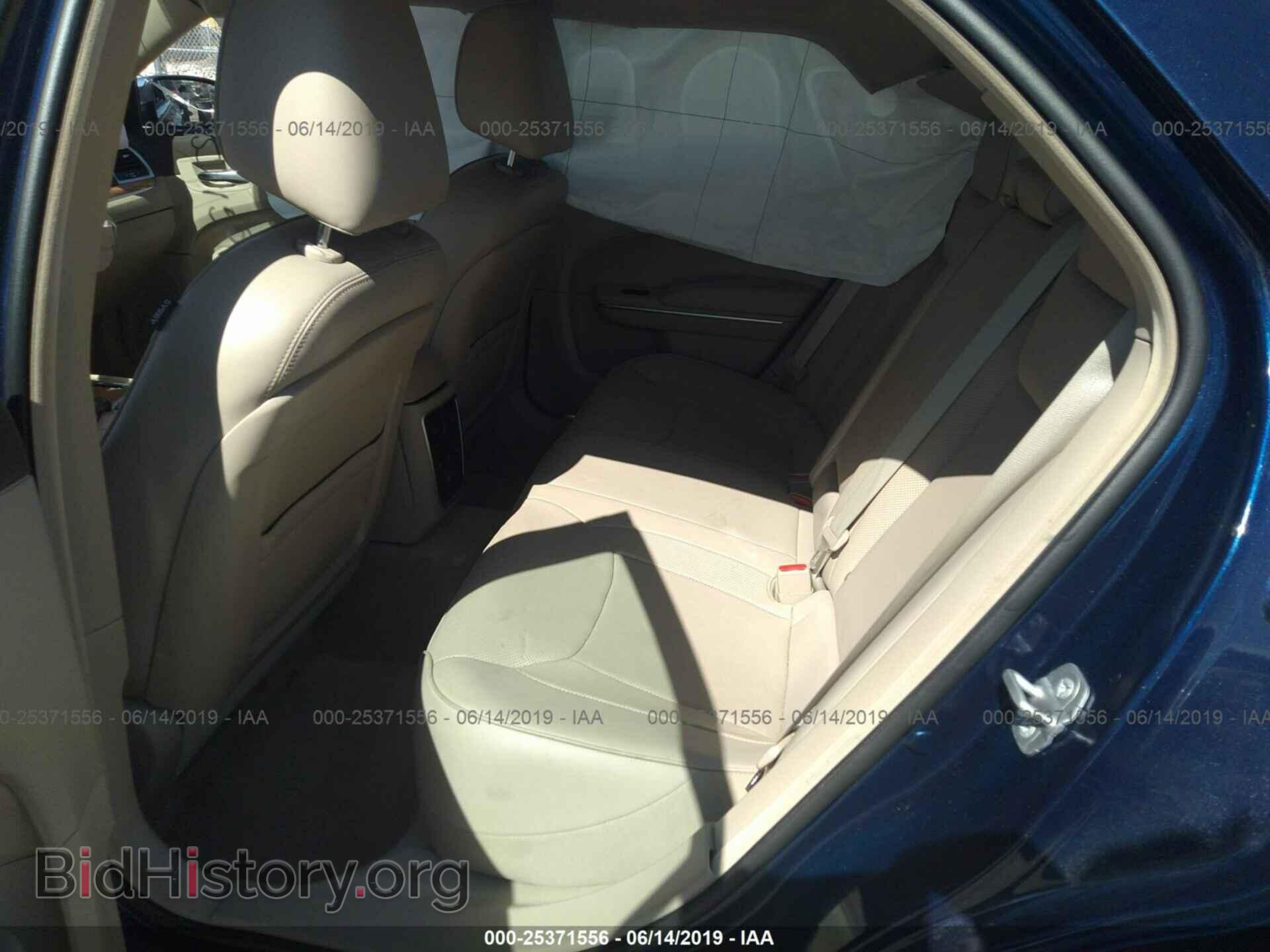2014 CHRYSLER 300C - VIN: 2C3CCAEG1EH237166 - Фото 8