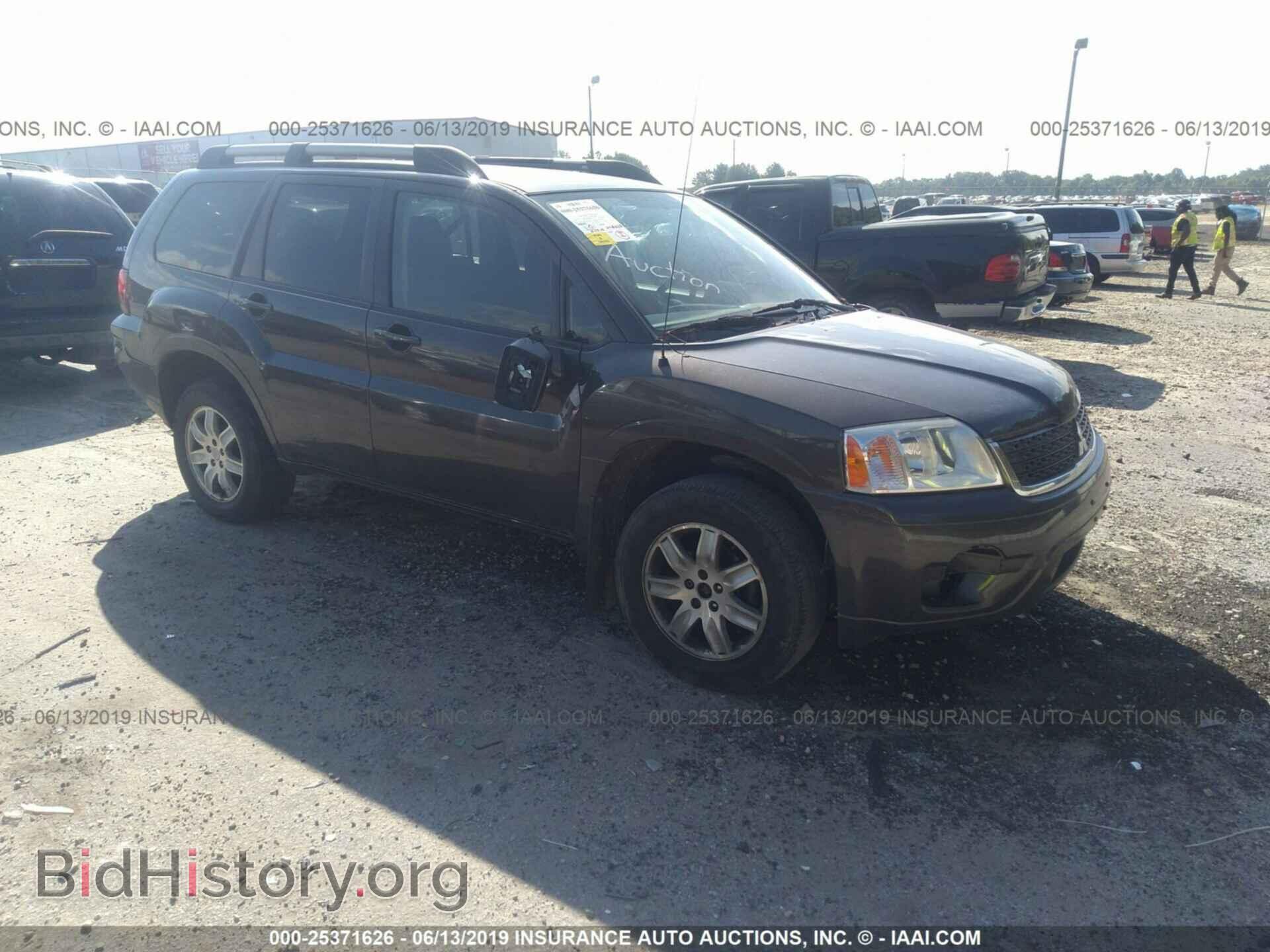 Photo 4A4JN2AS7BE014929 - MITSUBISHI ENDEAVOR 2011