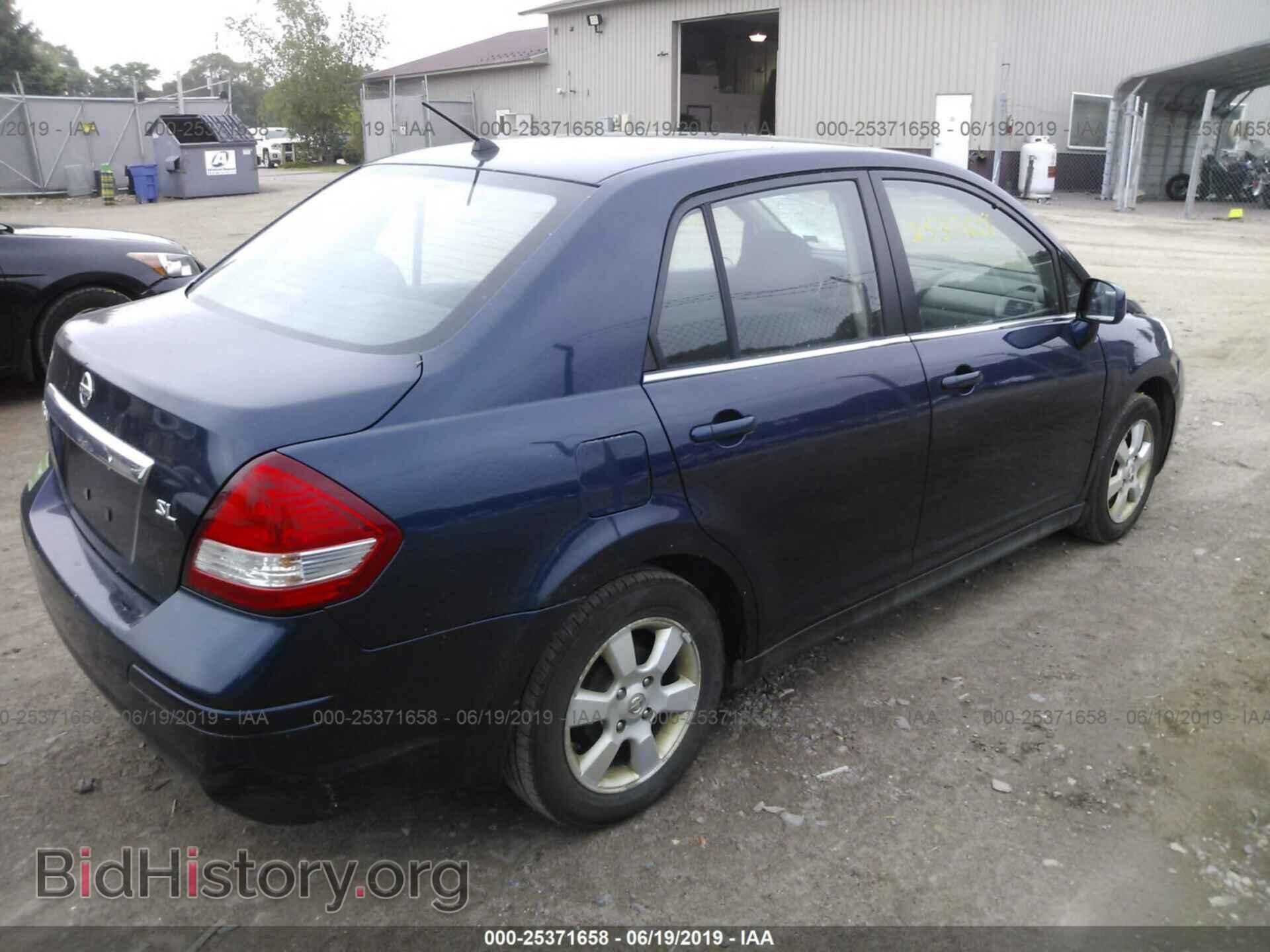 2007 NISSAN VERSA - VIN: 3N1BC11E17L413626 - Фото 4