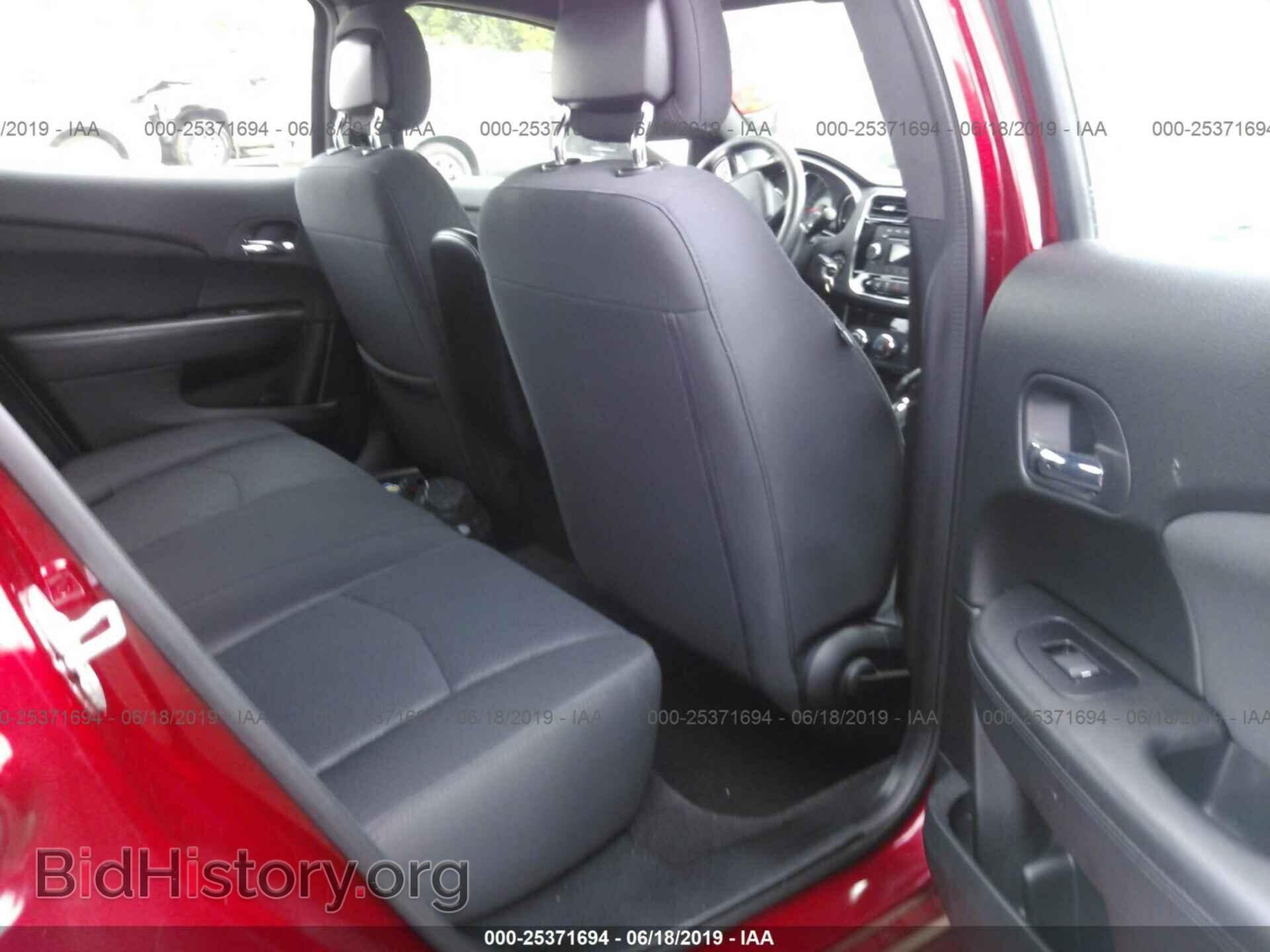 2012 CHRYSLER 200 - VIN: 1C3CCBAG4CN226081 - Фото 8