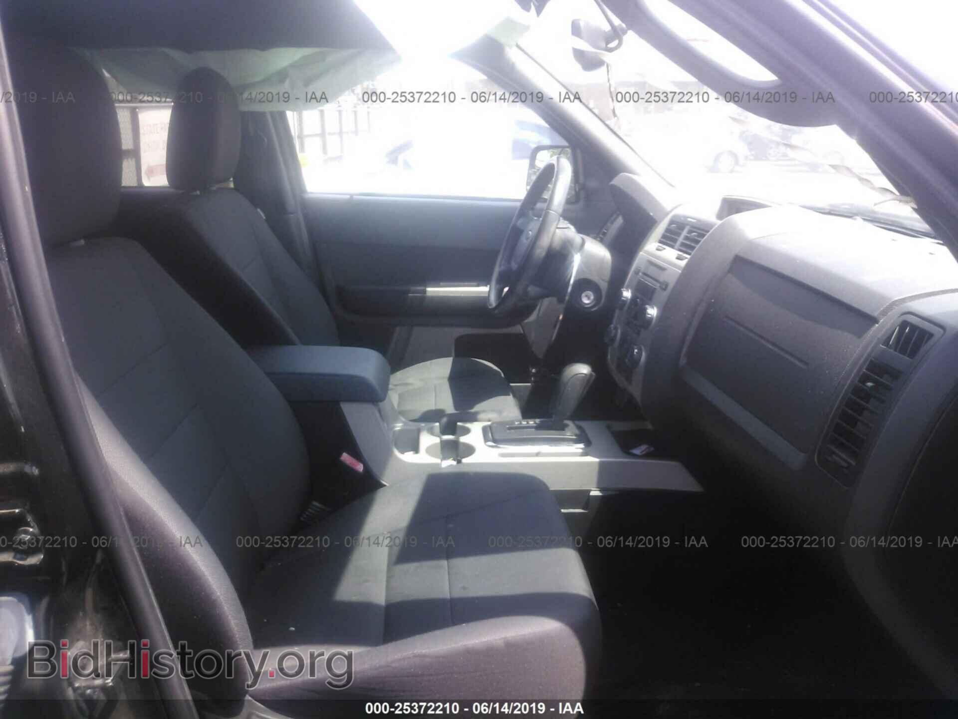 2011 FORD ESCAPE - VIN: 1FMCU9DG0BKB73761 - Фото 5