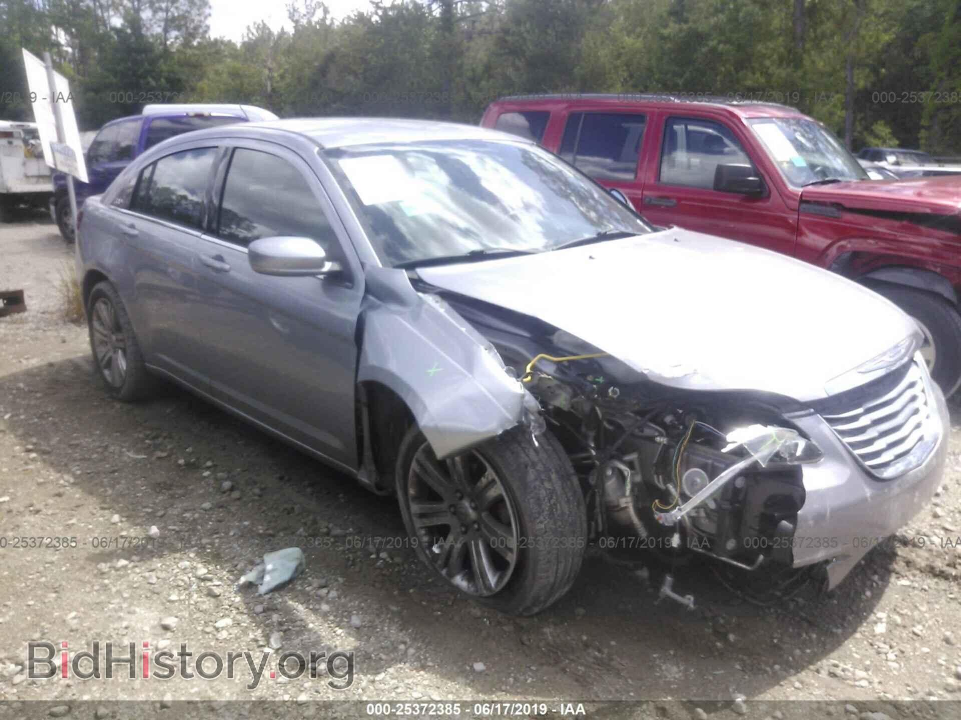 Фотография 1C3CCBBB5DN545266 - CHRYSLER 200 2013