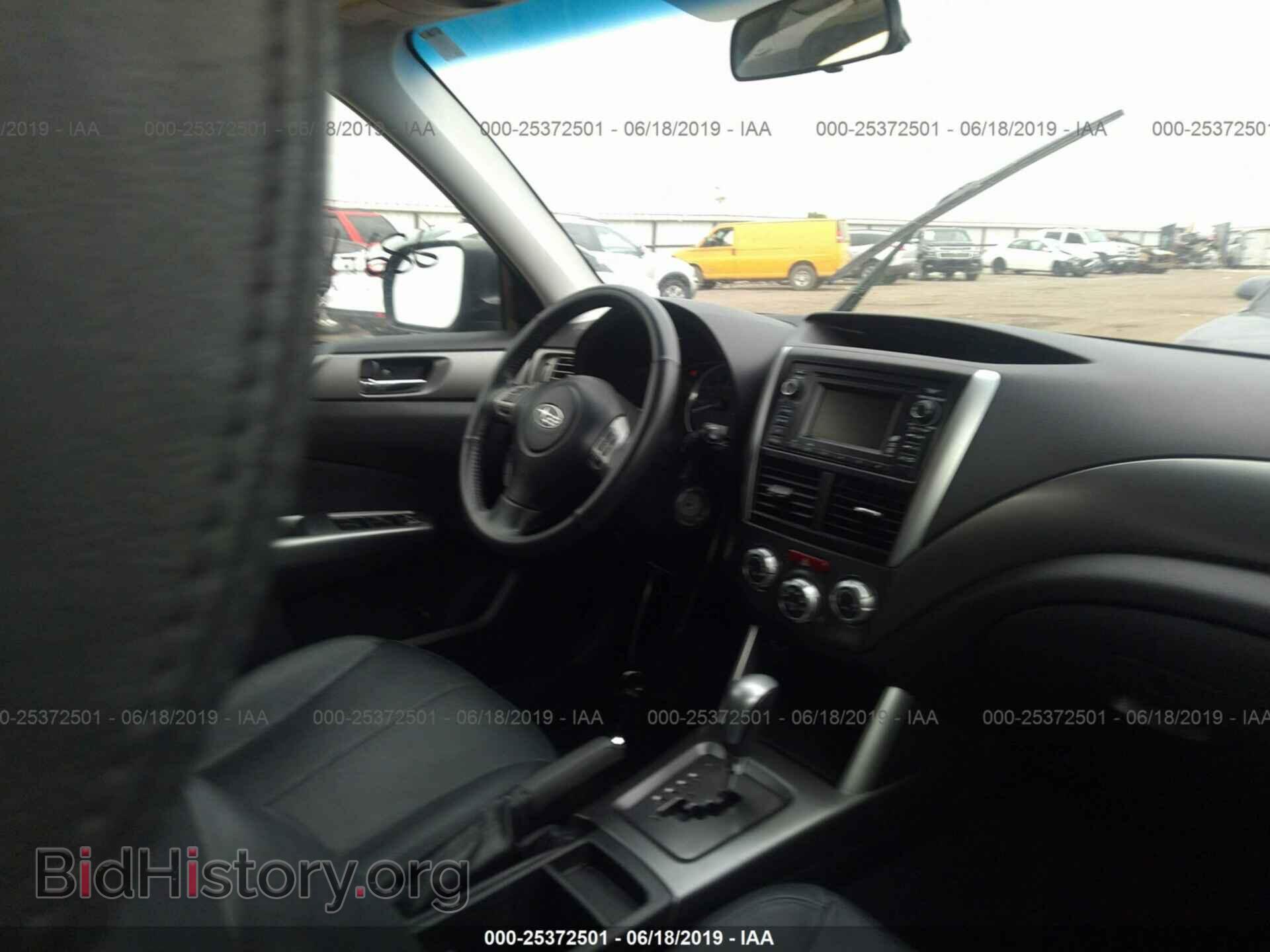 2011 SUBARU FORESTER - VIN: JF2SHAEC3BH748855 - Фото 5