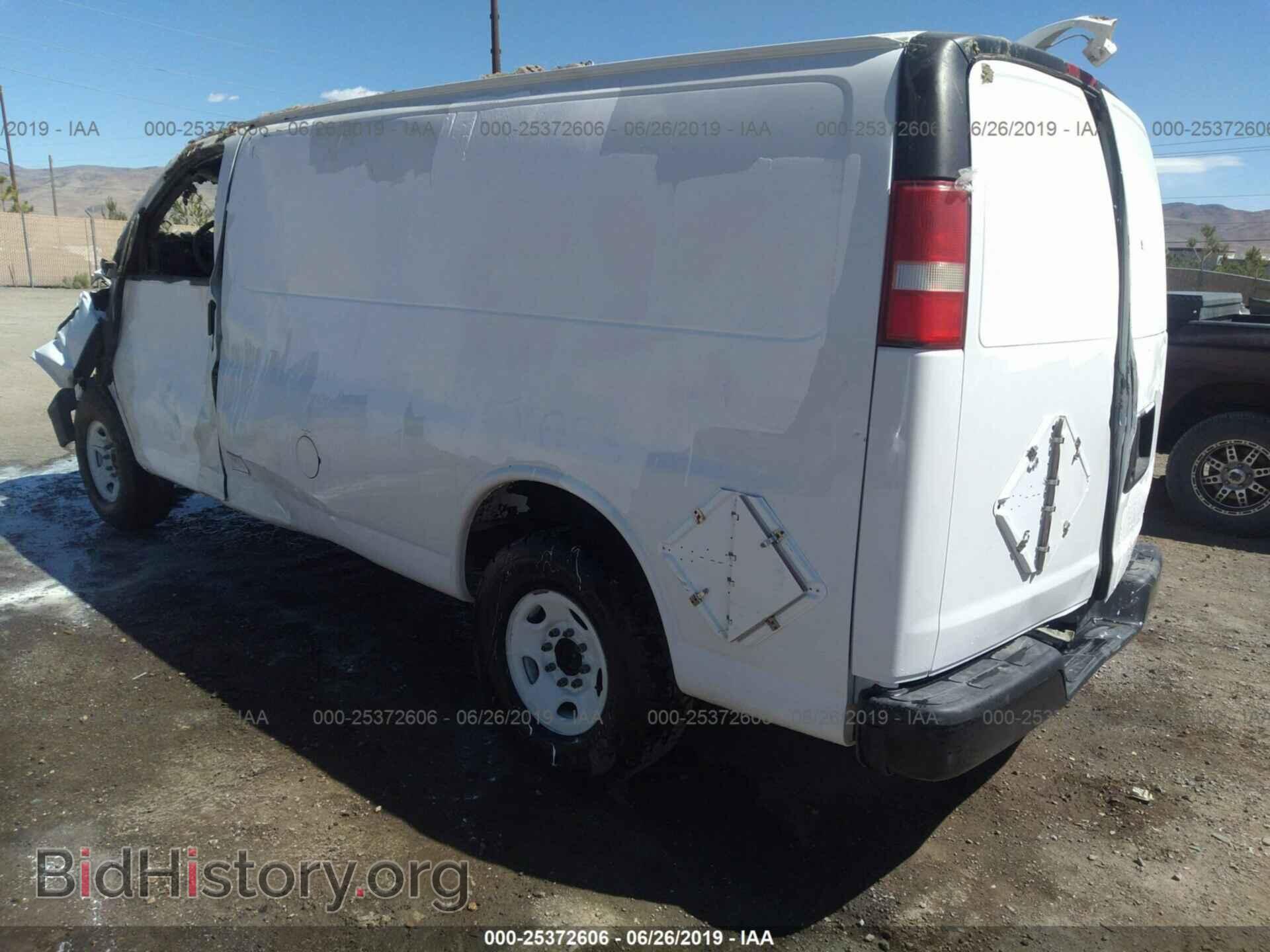 2012 GMC SAVANA - VIN: 1GTW7FCAXC1180079 - Фото 3