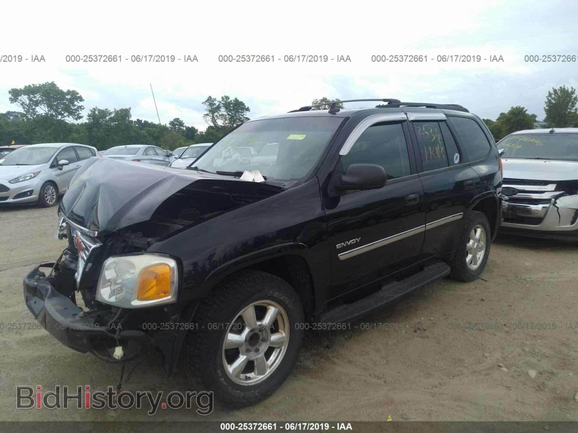 2006 GMC ENVOY - VIN: 1GKDS13S862109015 - Photo 2