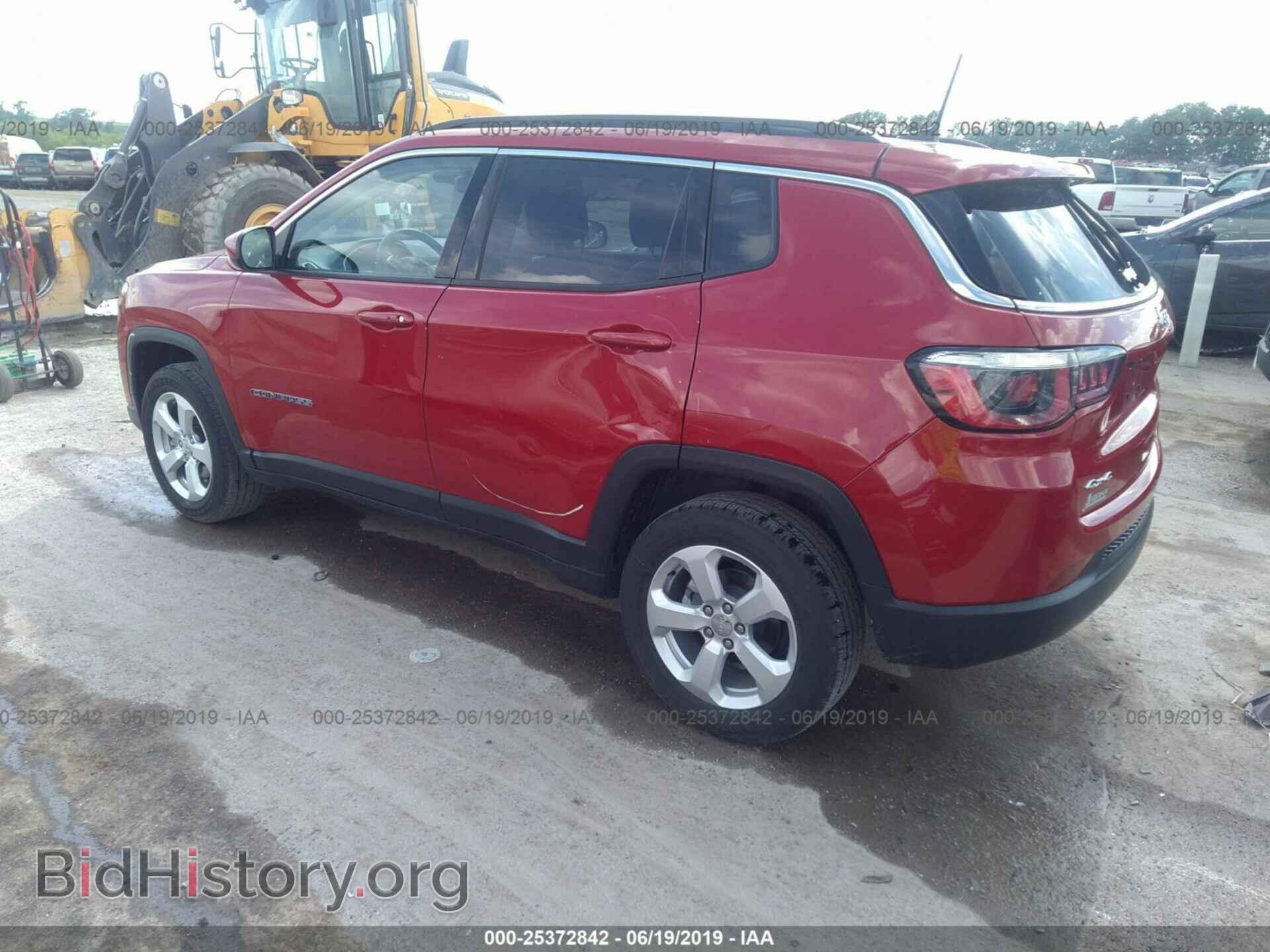 2017 JEEP COMPASS - VIN: 3C4NJDBB0HT641768 - Фото 3