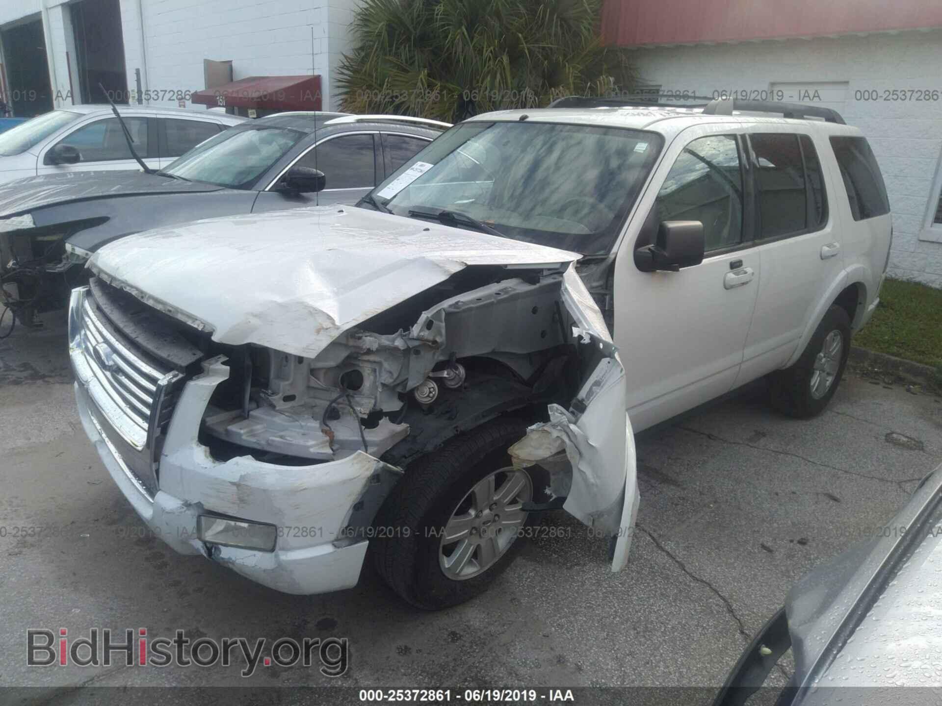 2010 FORD EXPLORER - VIN: 1FMEU6DE1AUA17429 - Фото 2