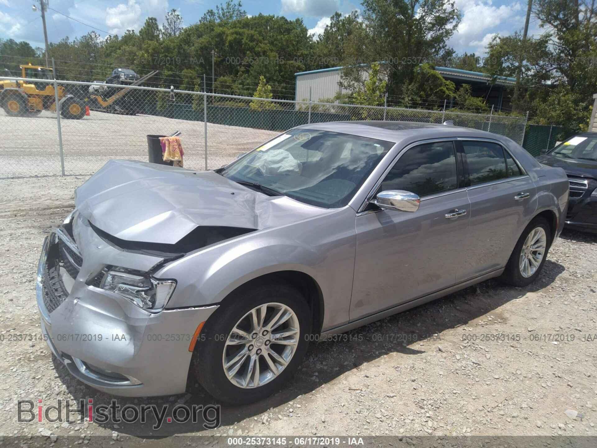 2017 CHRYSLER 300C - VIN: 2C3CCAEG8HH534035 - Фото 2