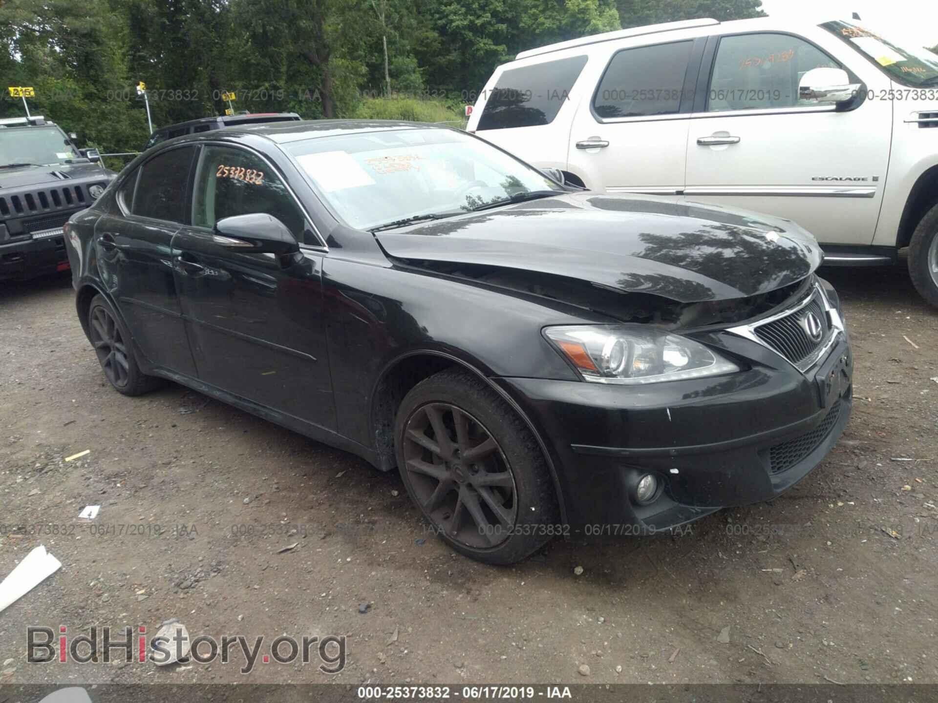 Photo JTHCF5C20C5057018 - LEXUS IS 2012