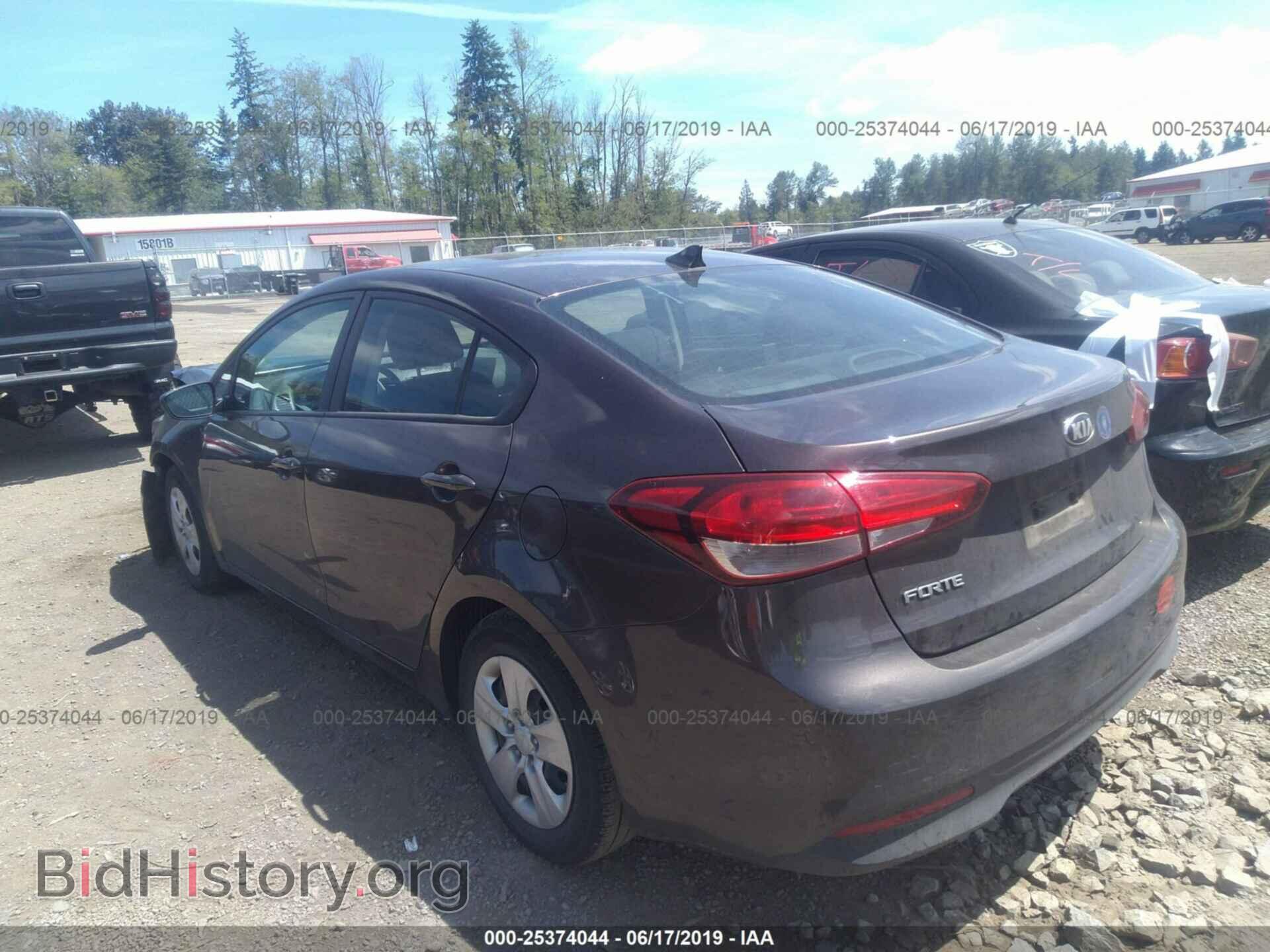 2017 KIA FORTE - VIN: 3KPFK4A72HE124653 - Photo 3