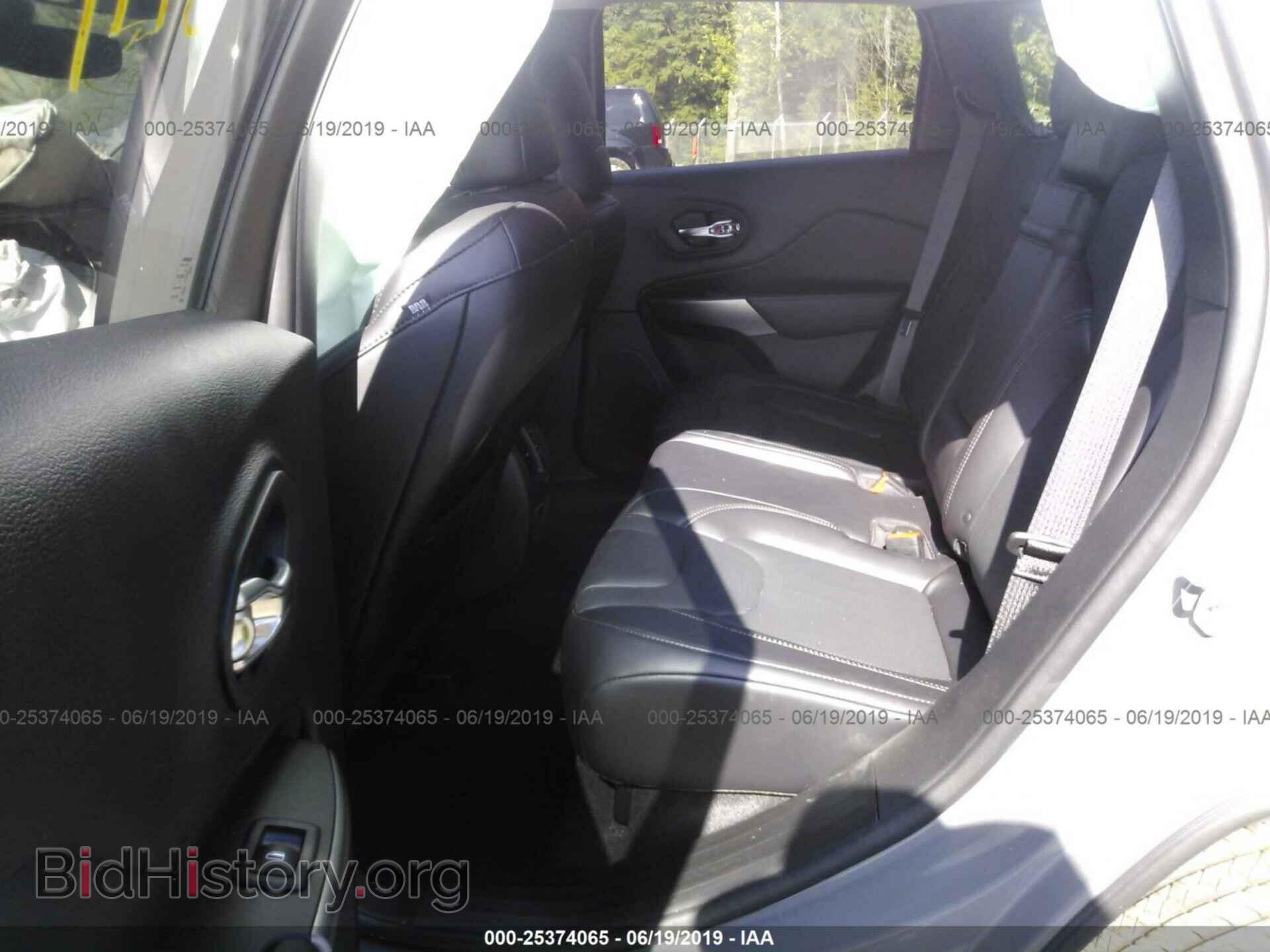 2019 JEEP CHEROKEE - VIN: 1C4PJLDB4KD360229 - Photo 8