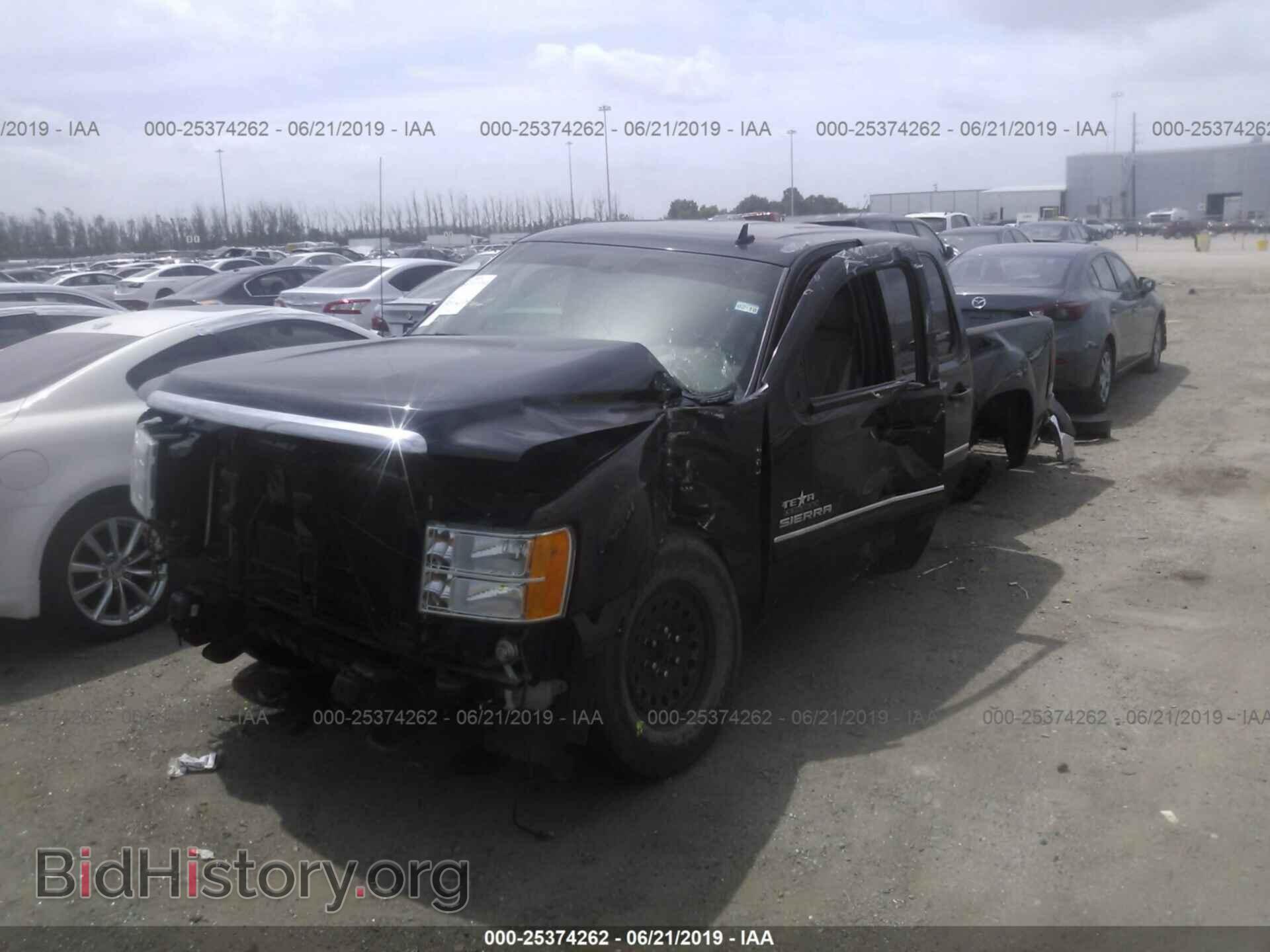 2011 GMC SIERRA - VIN: 3GTP1VE08BG103201 - Фото 2