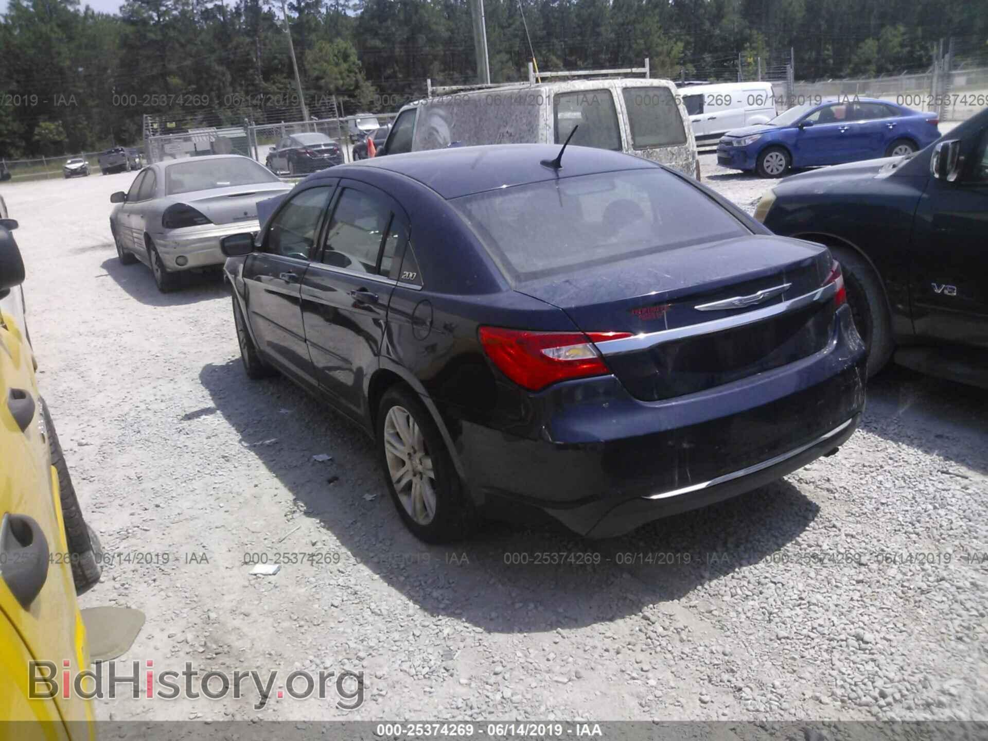 2013 CHRYSLER 200 - VIN: 1C3CCBBB2DN715051 - Photo 3